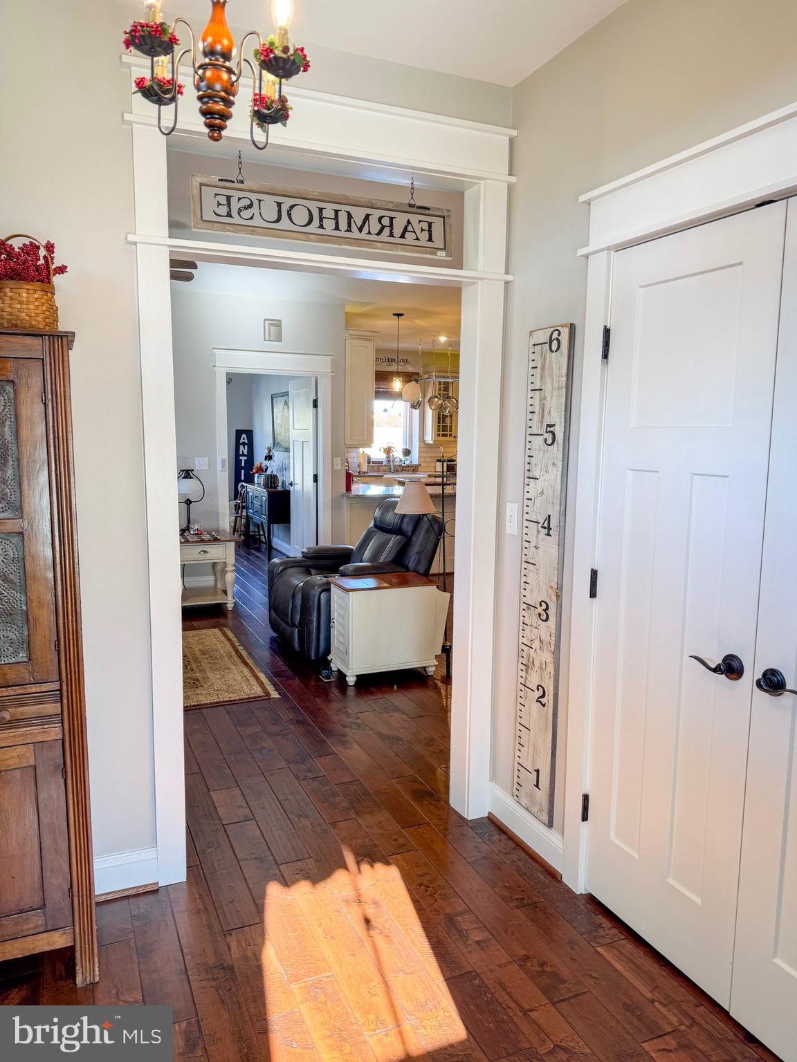 NONE  NO HOA - Residential