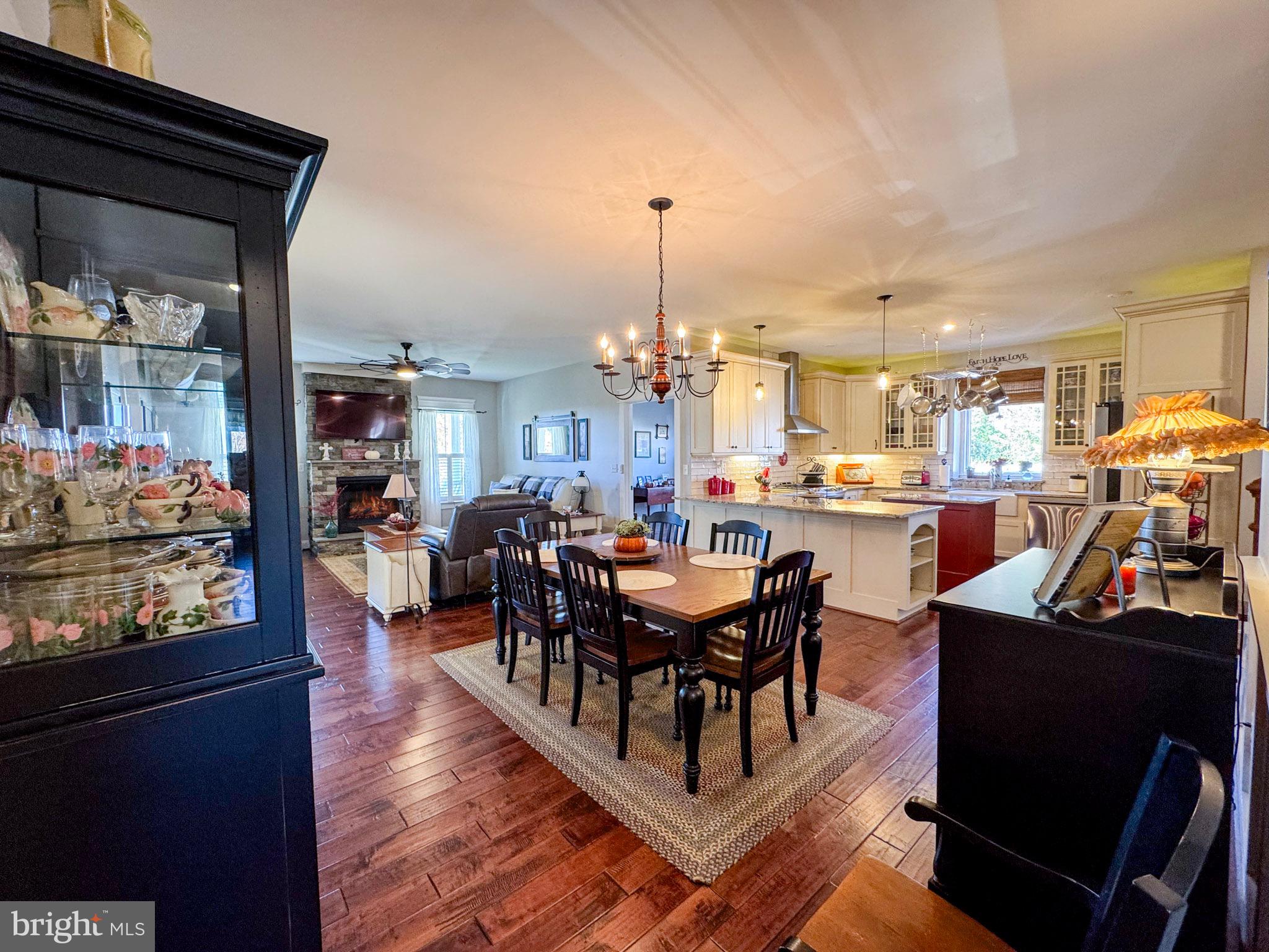 NONE  NO HOA - Residential