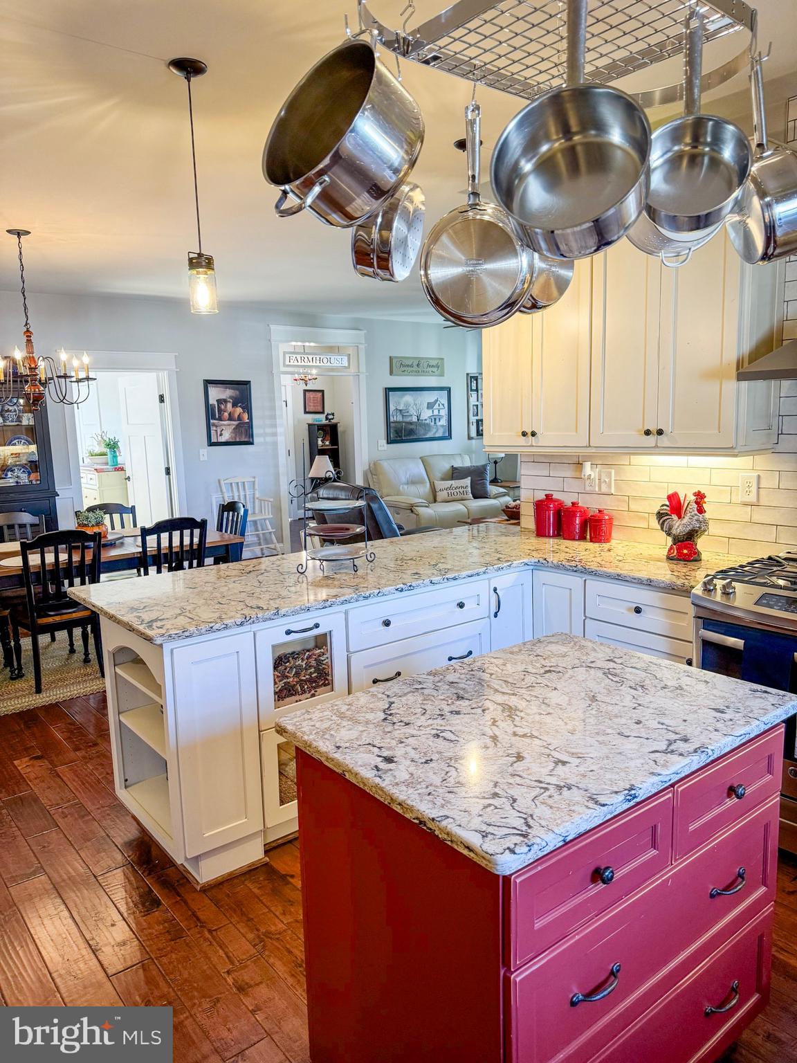 NONE  NO HOA - Residential