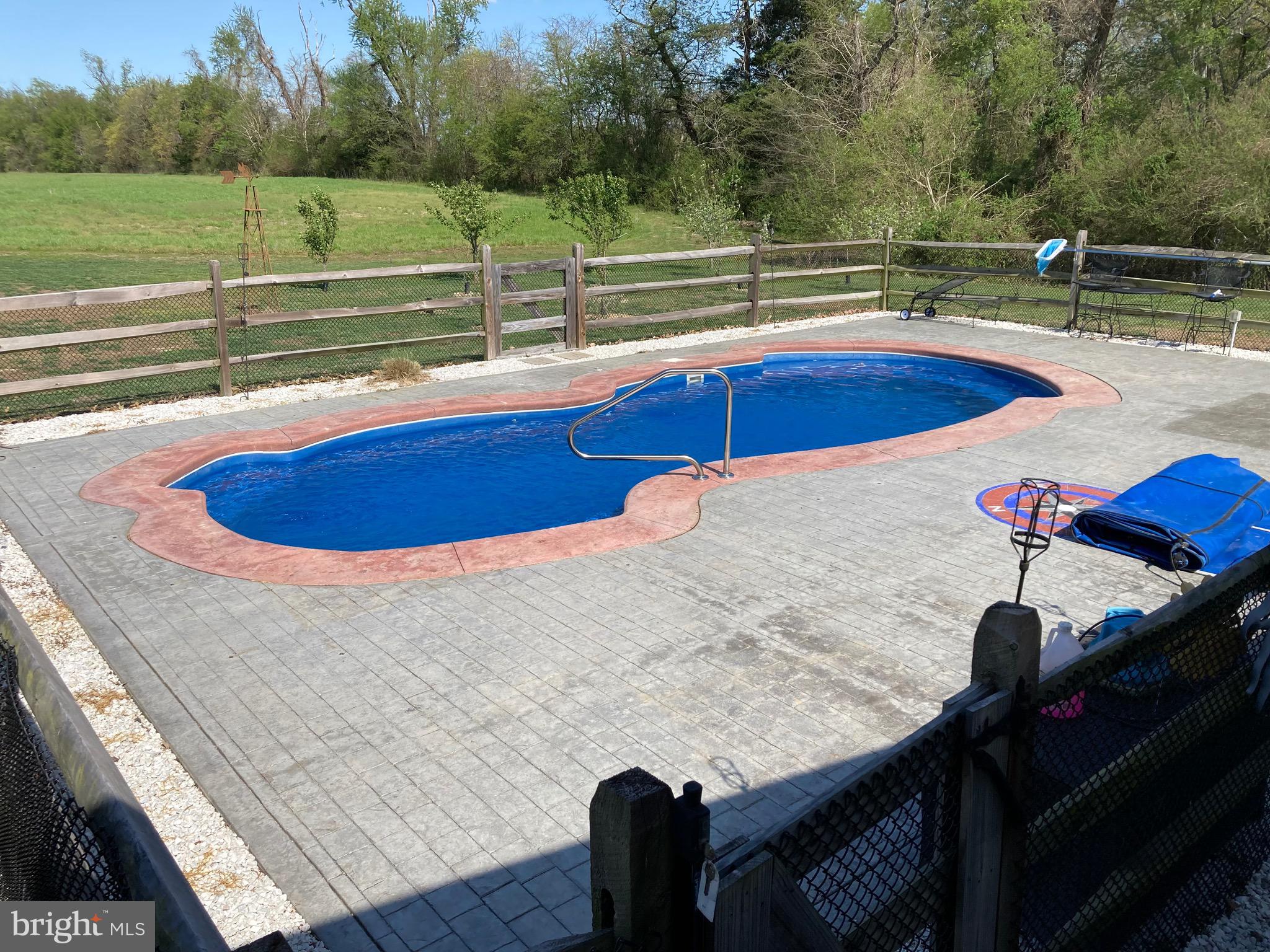 NONE  NO HOA - Residential