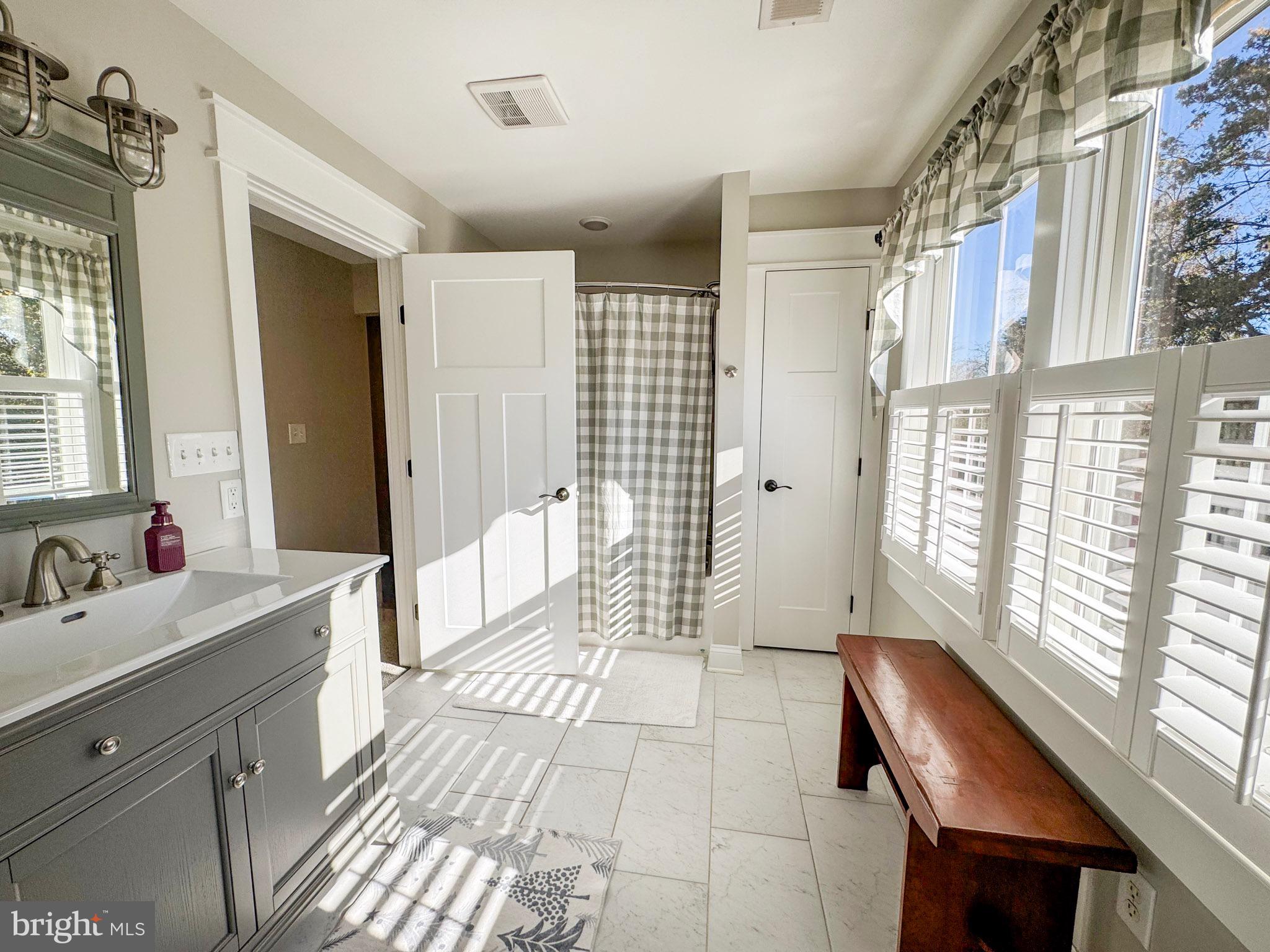 NONE  NO HOA - Residential