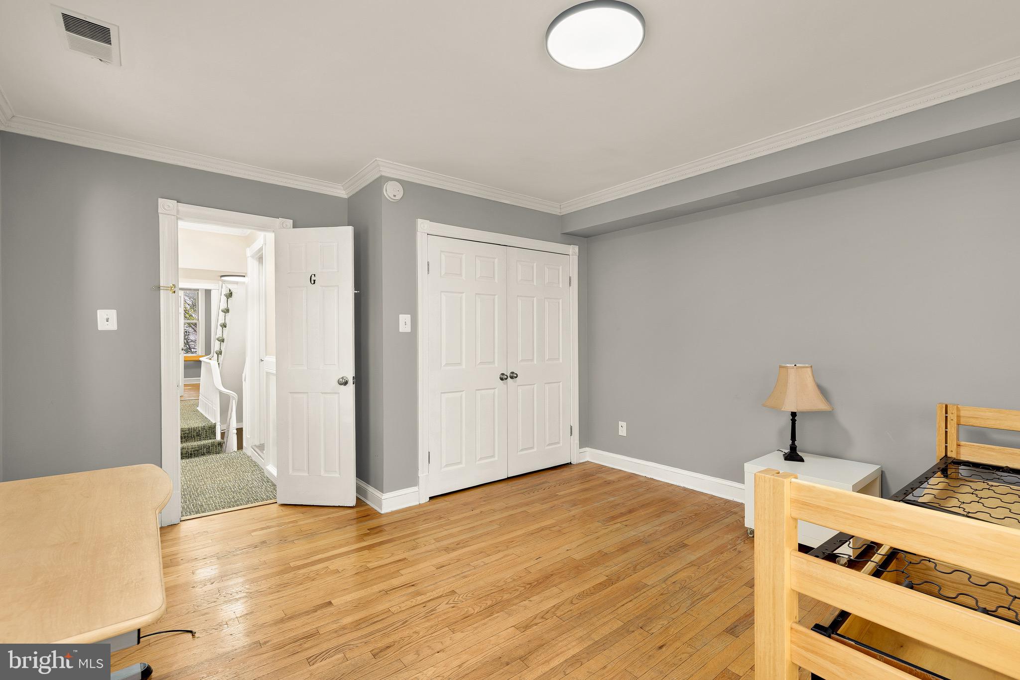 CAPITOL HILL - Residential