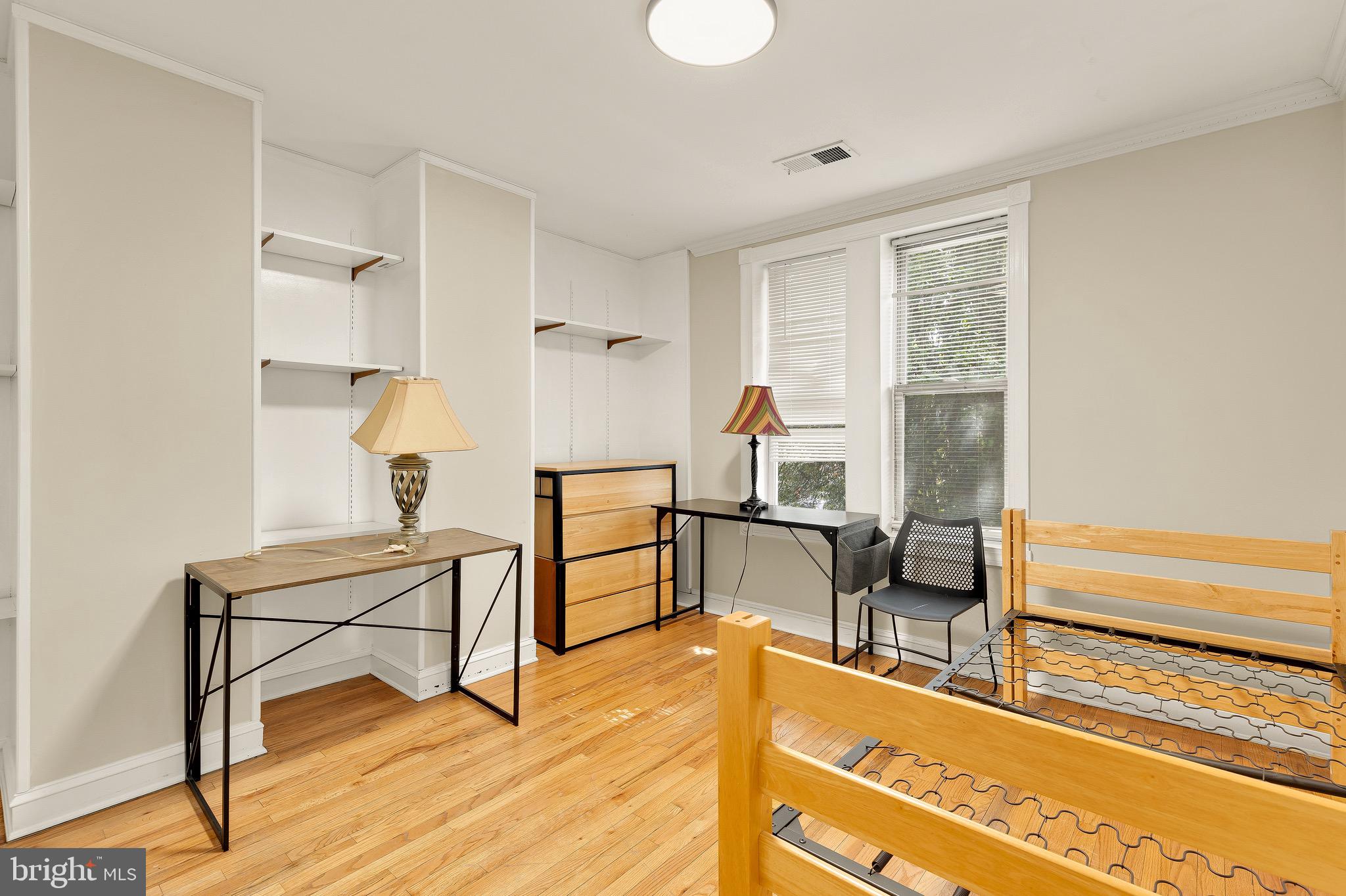 CAPITOL HILL - Residential