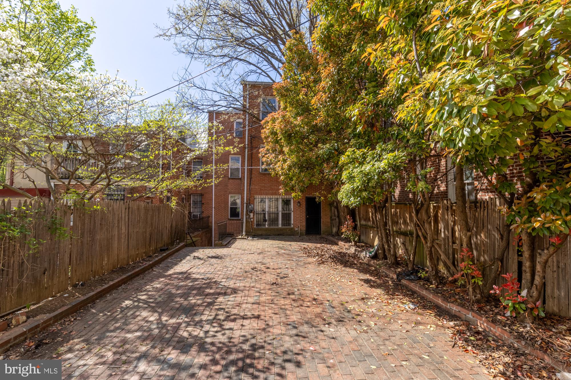 CAPITOL HILL - Residential