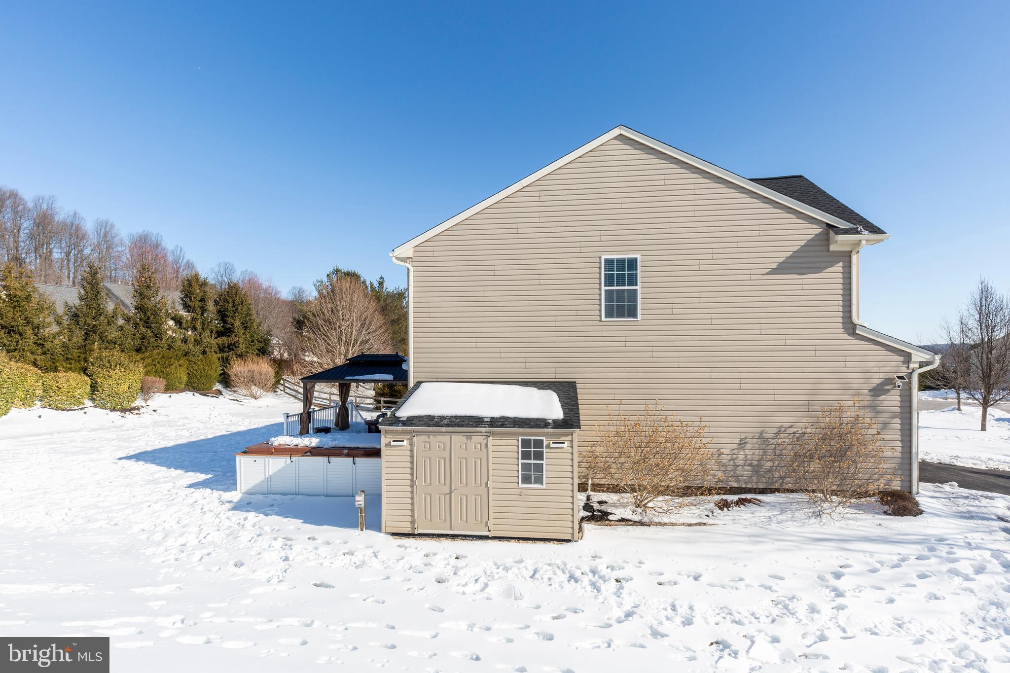 HALLIE HILL FARM - Residential