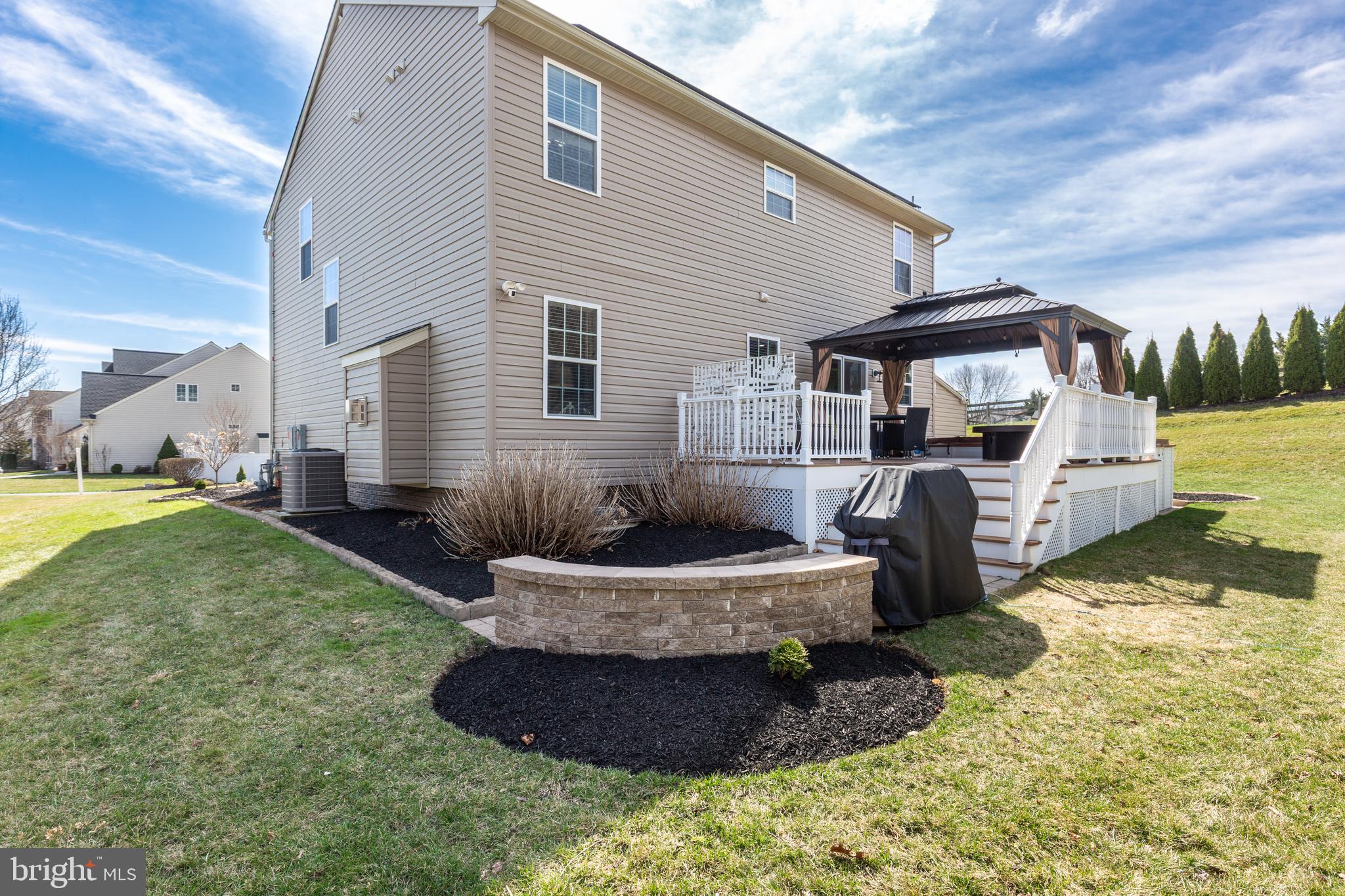 HALLIE HILL FARM - Residential