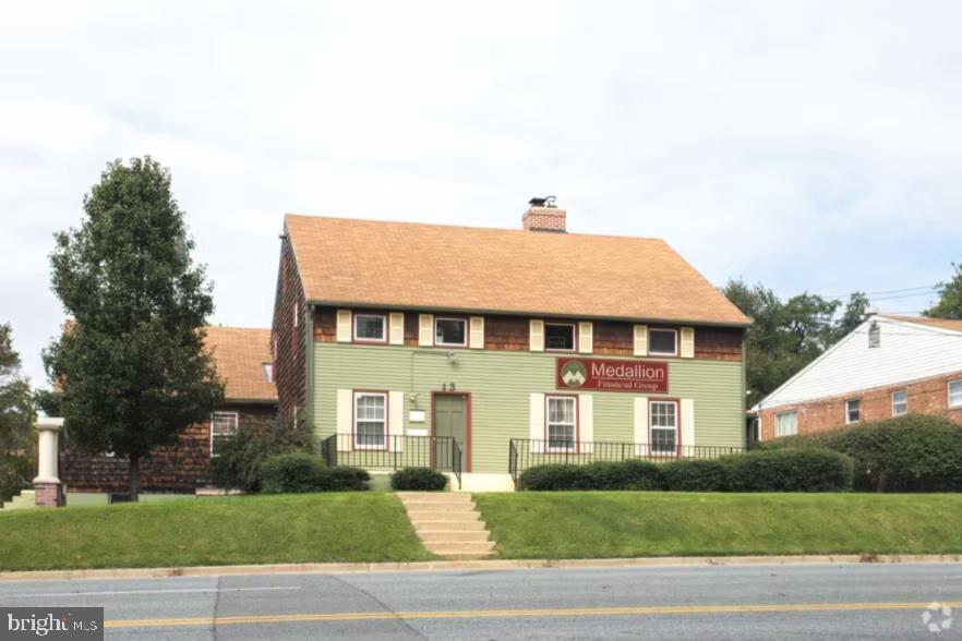 DEER PARK - Commercial Sale