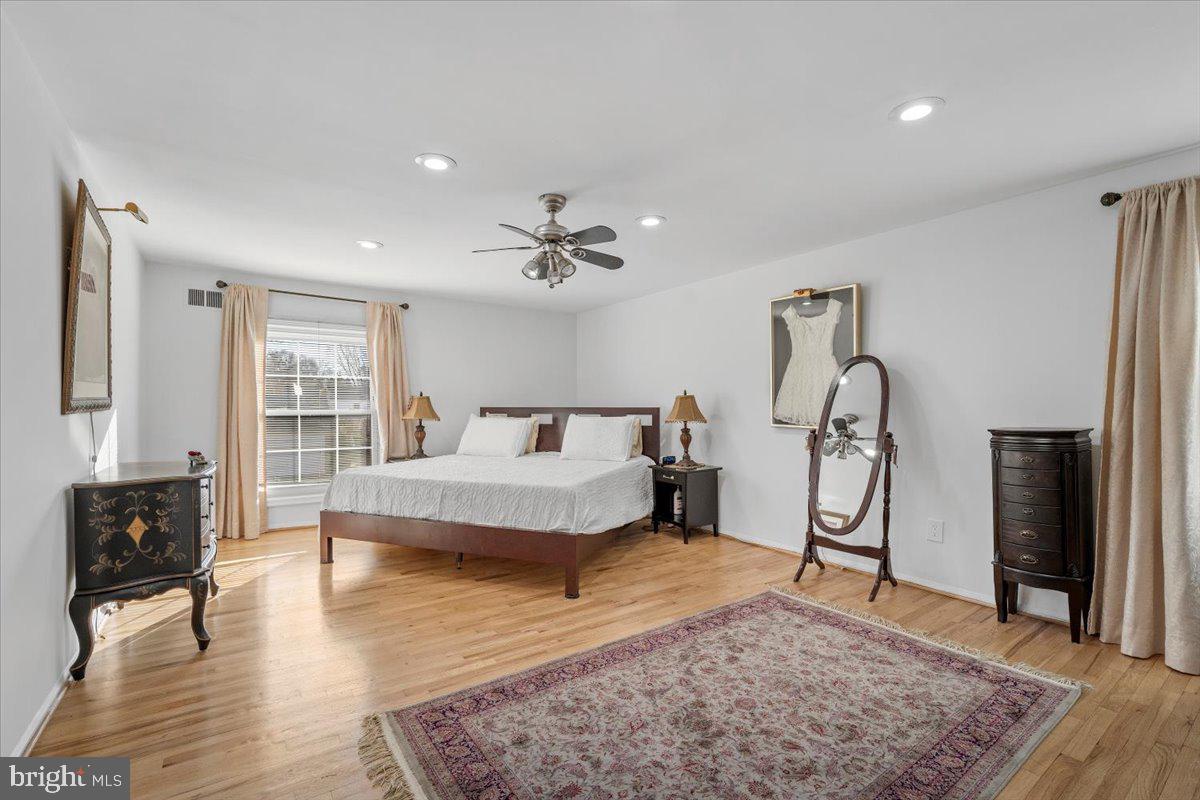 FOX HILLS - Residential