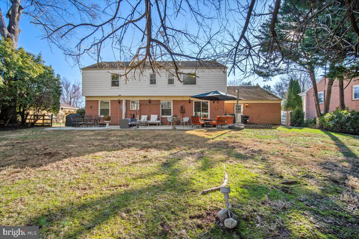 FOX HILLS - Residential