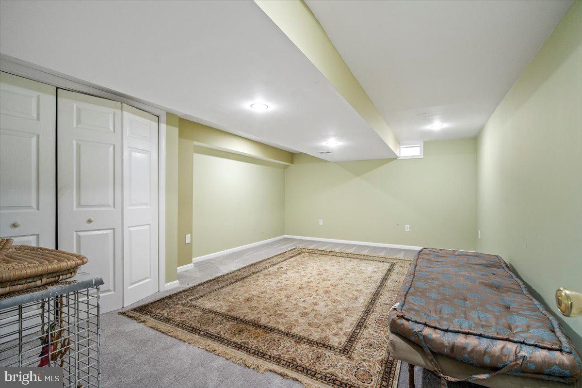 FOX HILLS - Residential