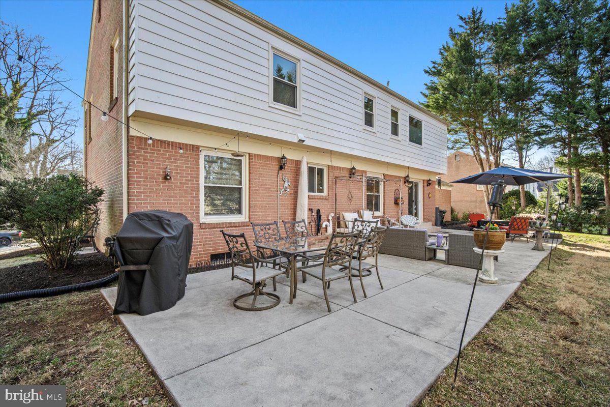 FOX HILLS - Residential