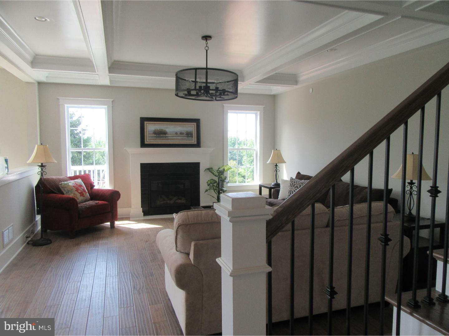 COLLEGEVILLE - Residential