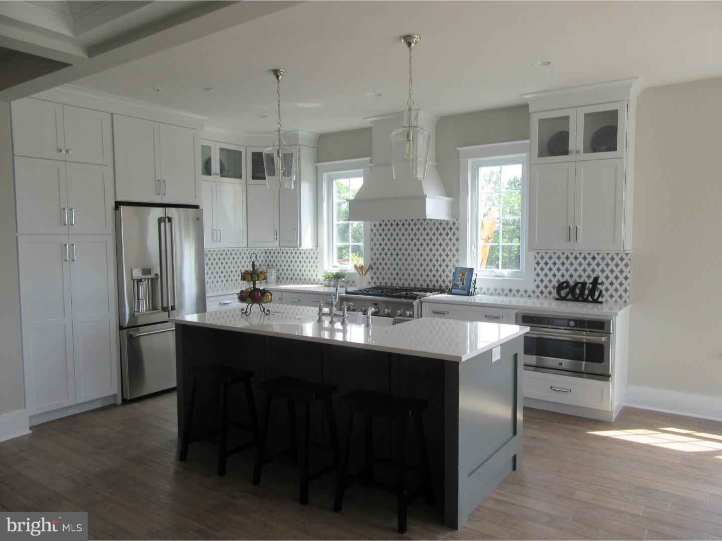 COLLEGEVILLE - Residential