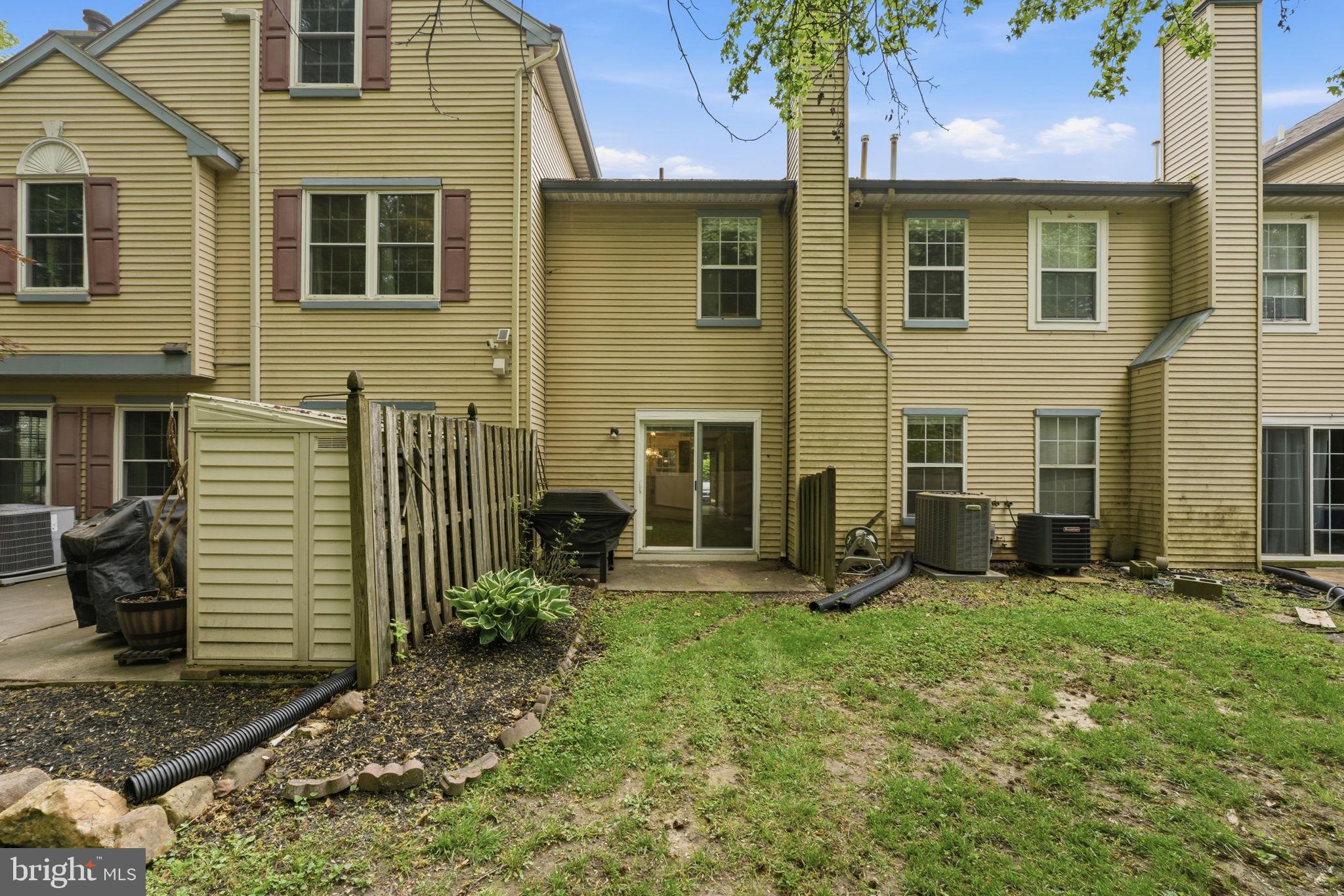 STONEBRIDGE - Residential