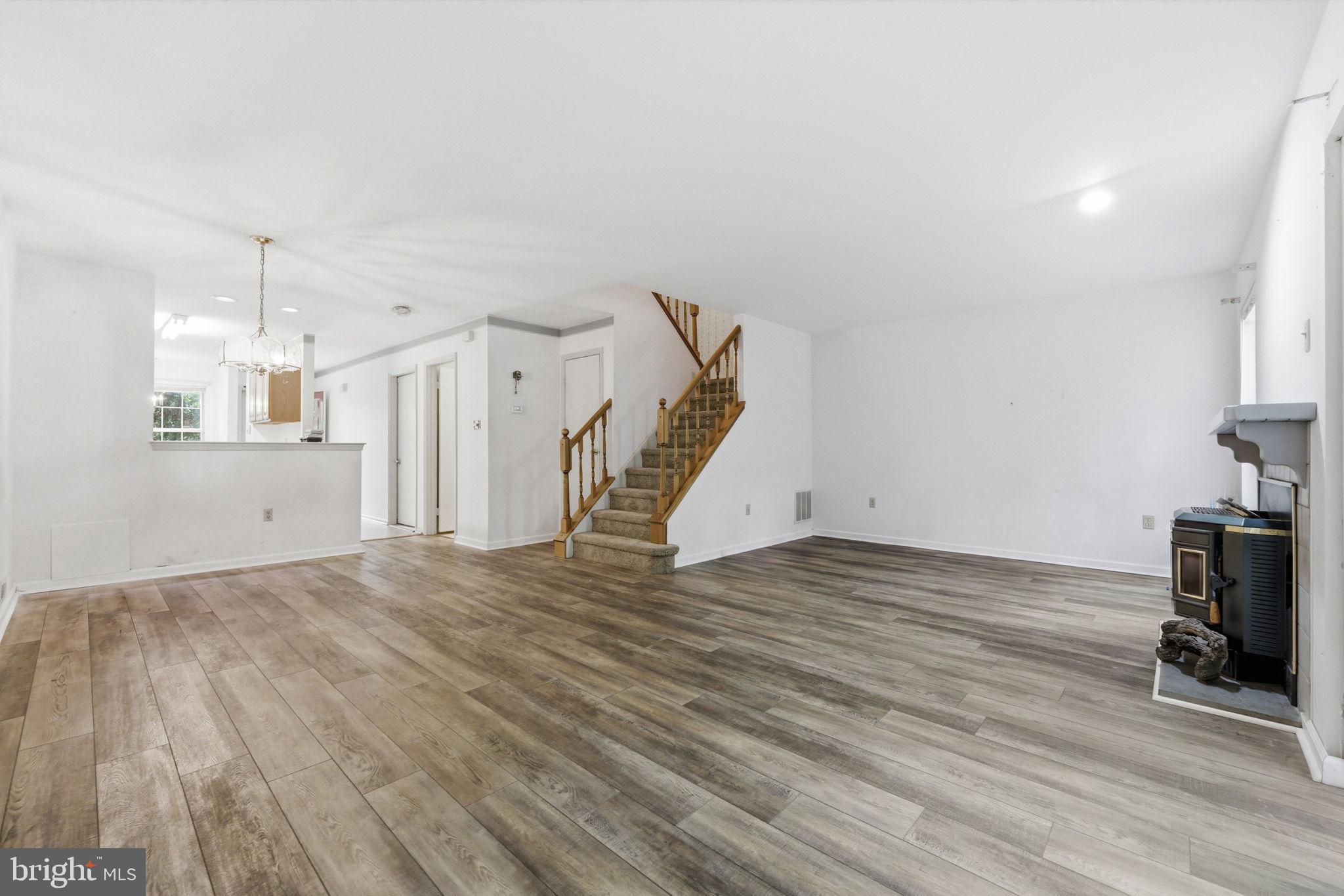 STONEBRIDGE - Residential