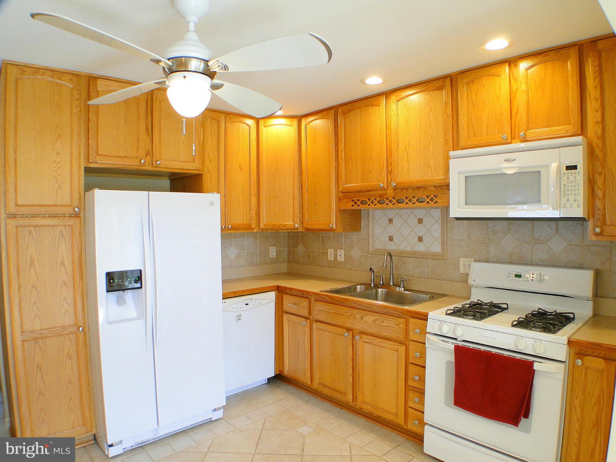 SUBURBIA - Residential