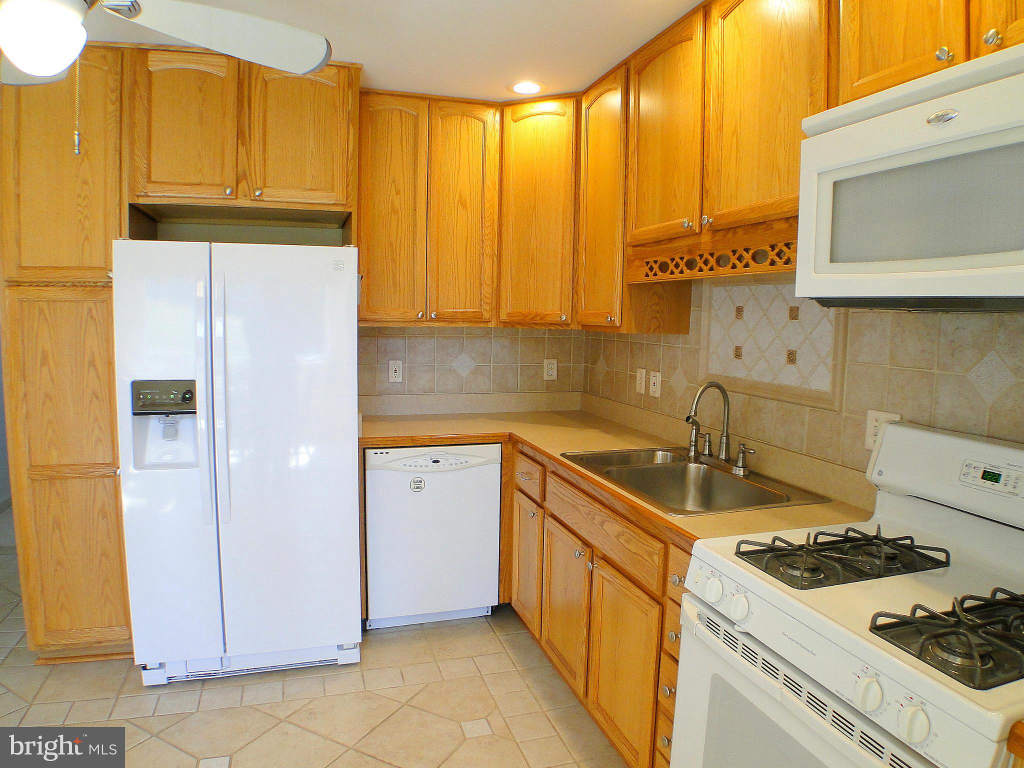 SUBURBIA - Residential