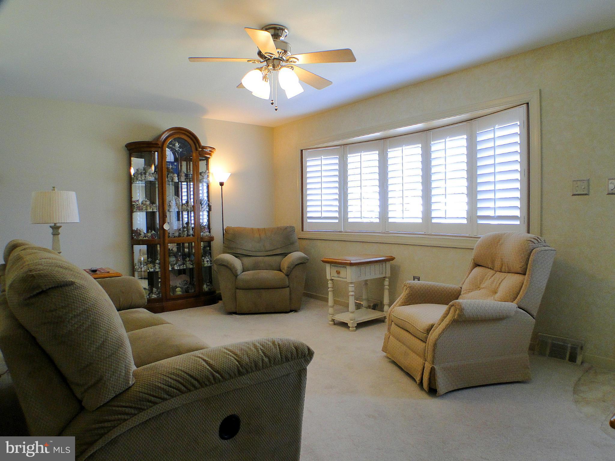 SUBURBIA - Residential