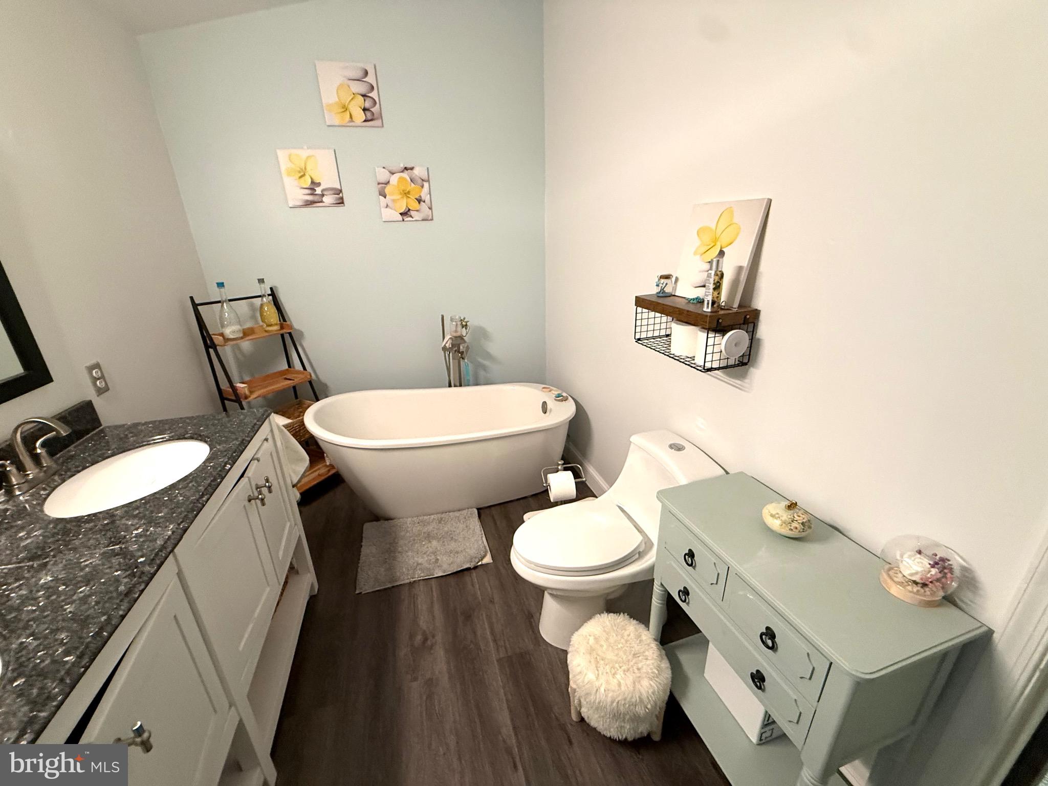 PINE VALLEY FARMS - Residential