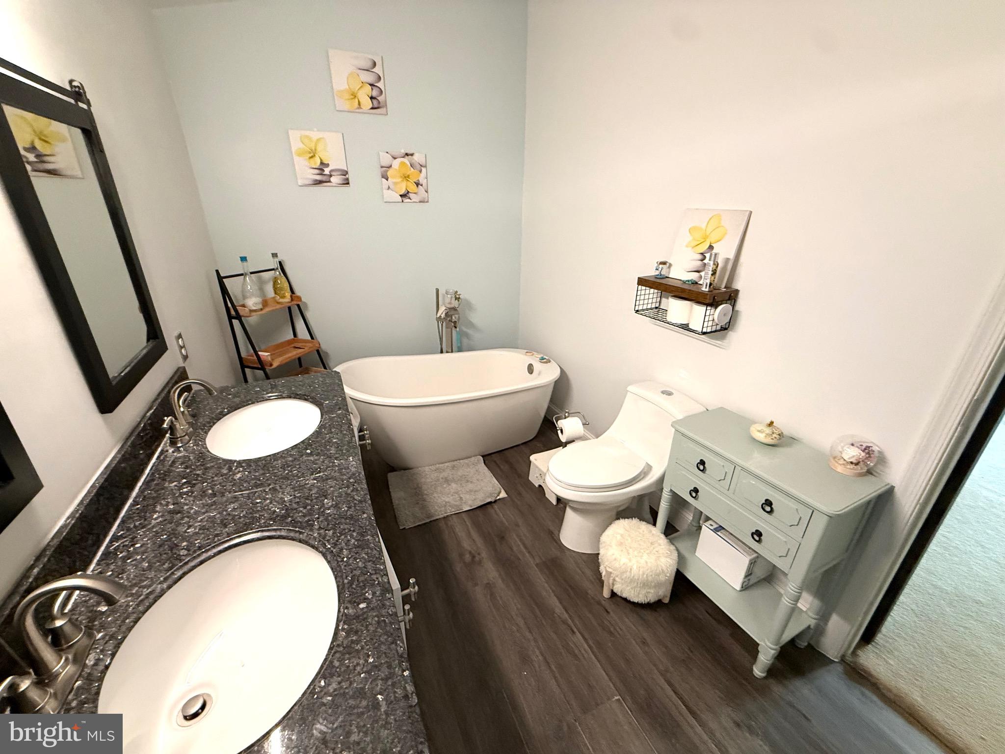 PINE VALLEY FARMS - Residential