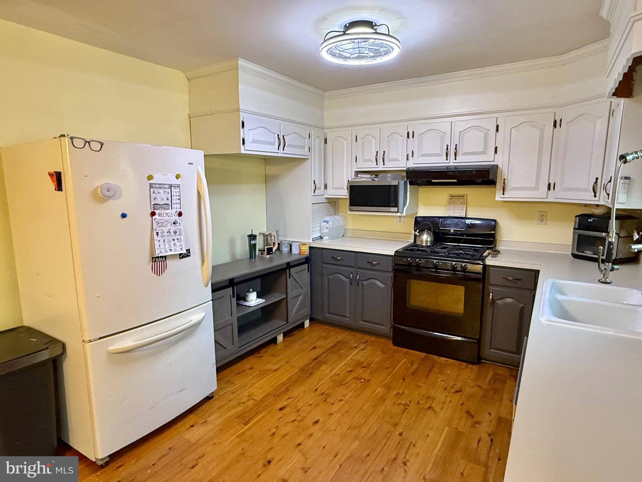 PINE VALLEY FARMS - Residential