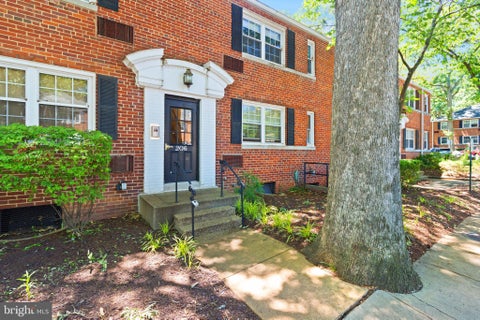 Condo For Sale - 206 N Trenton Street #206-3<br/> ARLINGTON, VA 22203