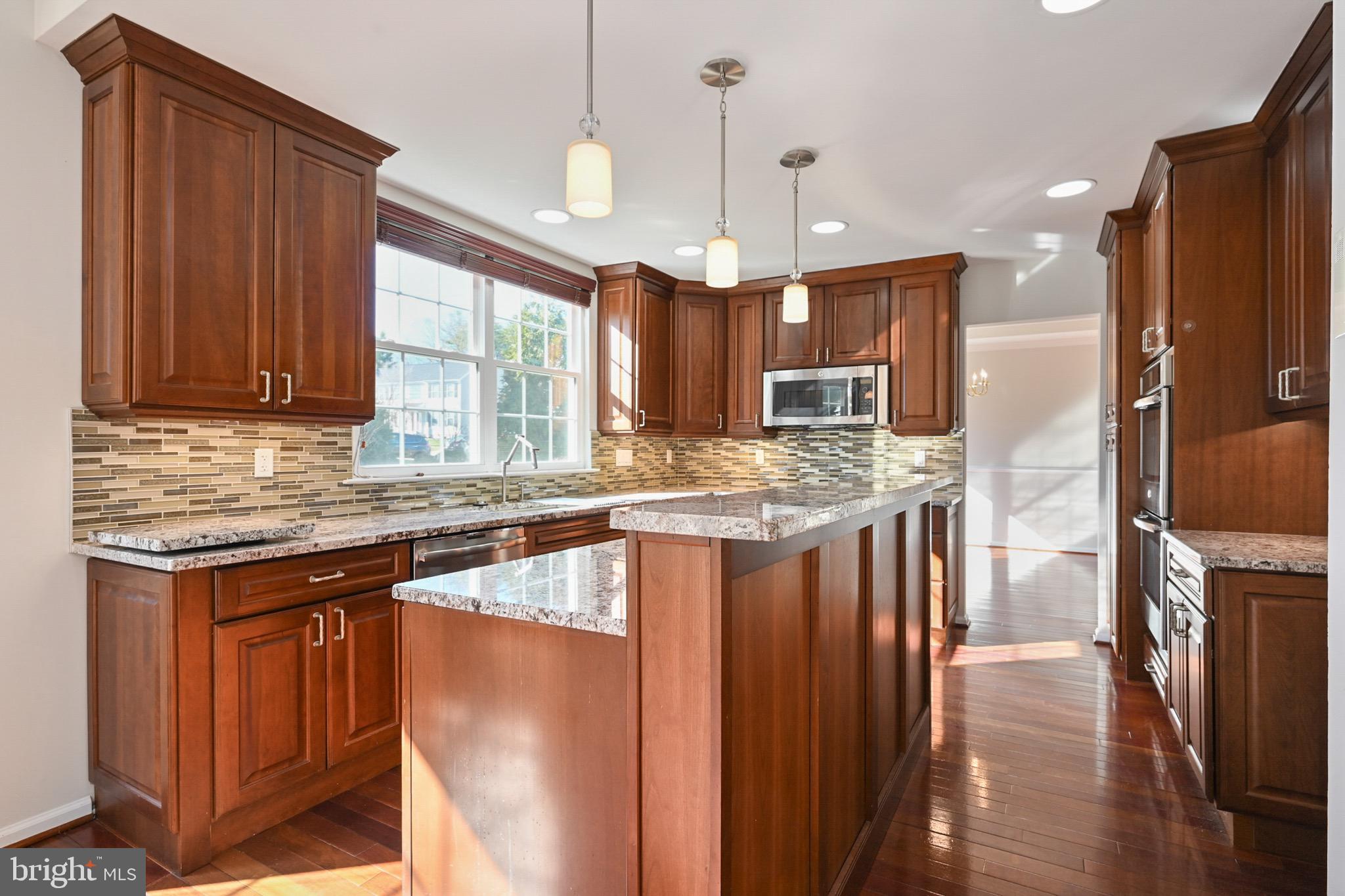 THOMASSON CROSSING - Residential