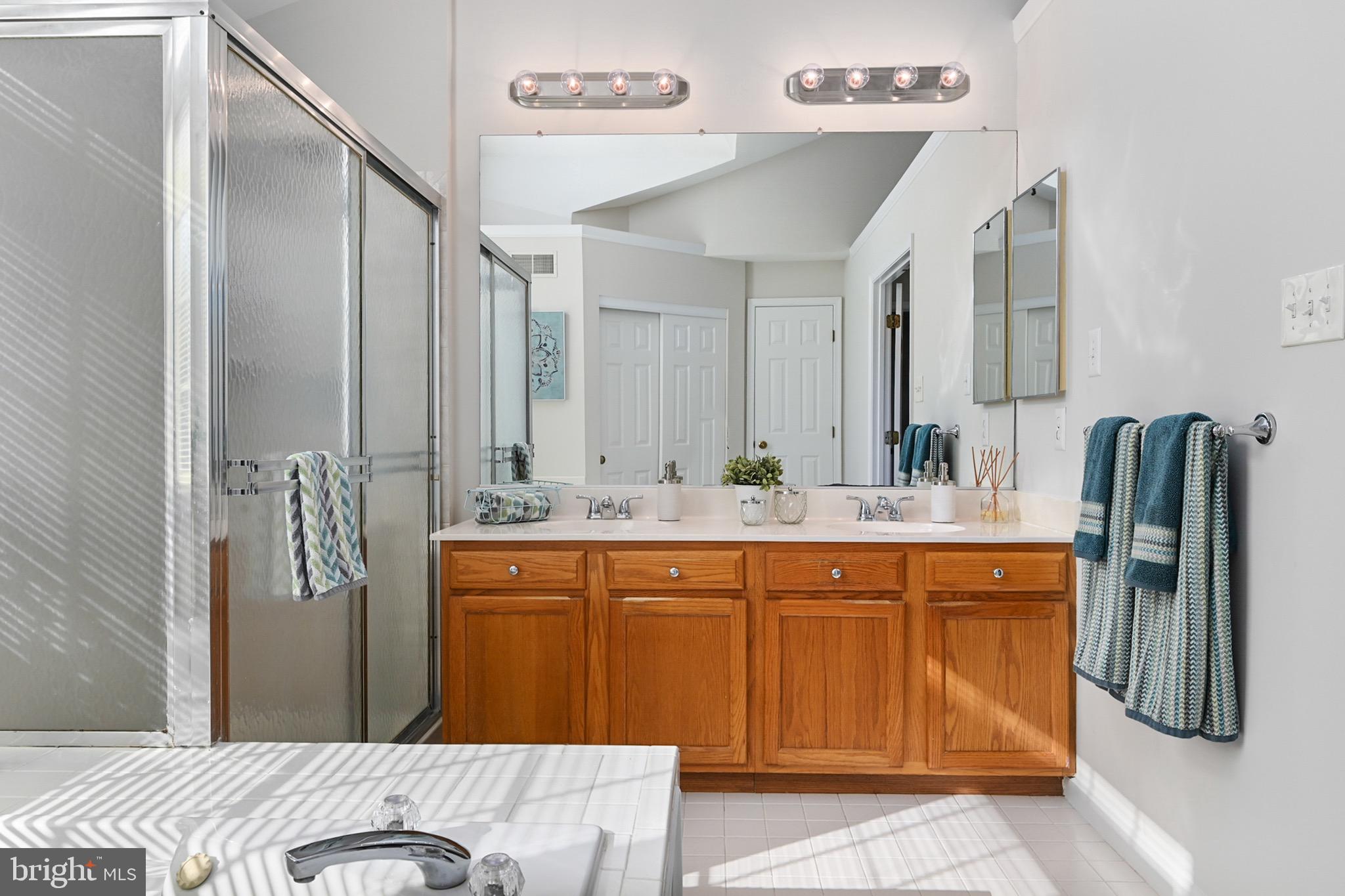 THOMASSON CROSSING - Residential