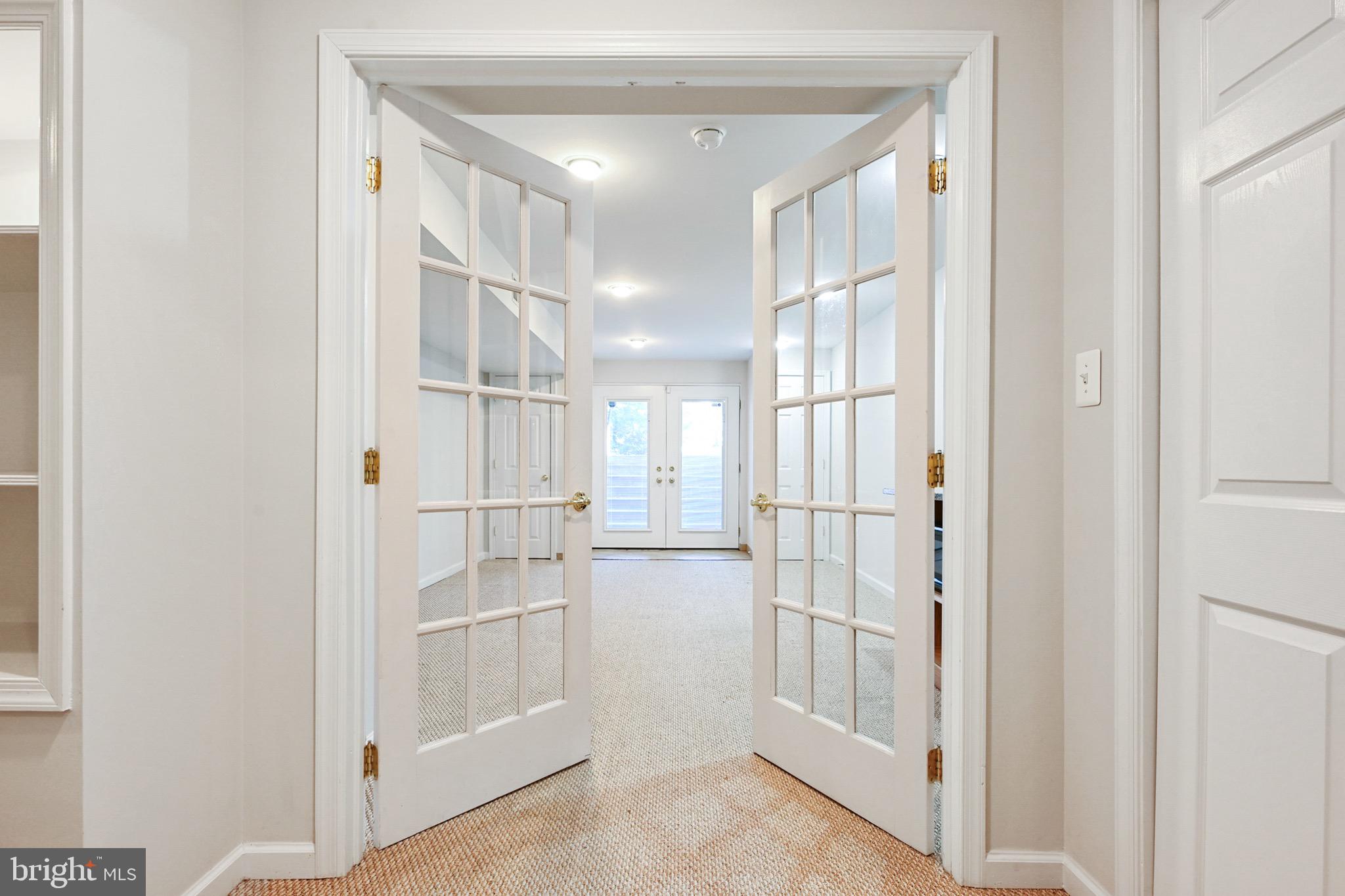 THOMASSON CROSSING - Residential