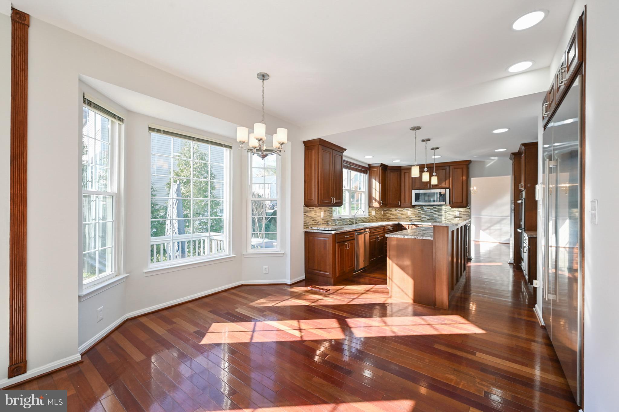 THOMASSON CROSSING - Residential