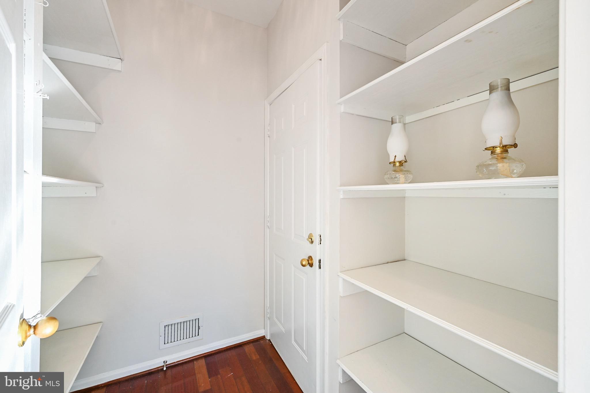 THOMASSON CROSSING - Residential