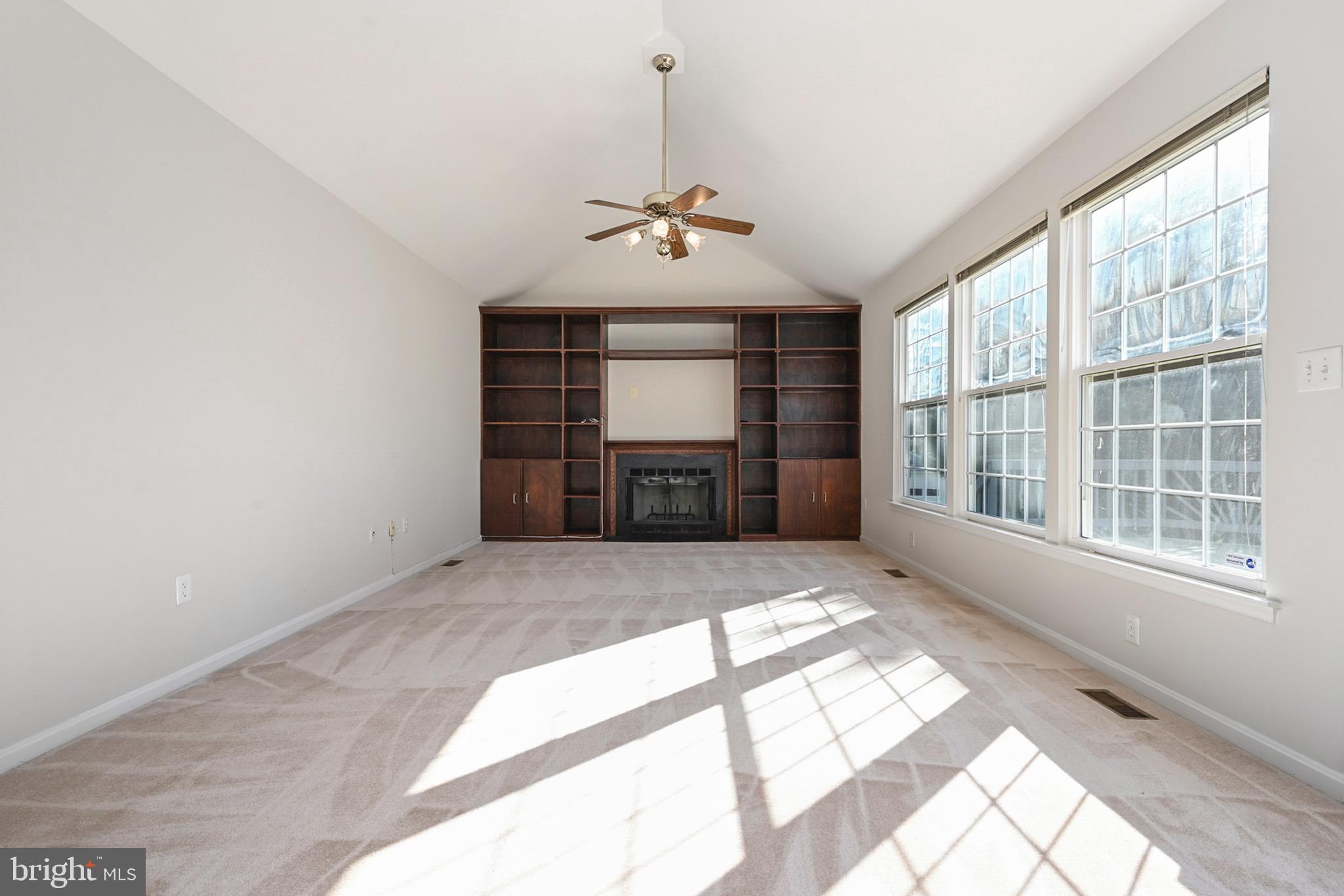 THOMASSON CROSSING - Residential