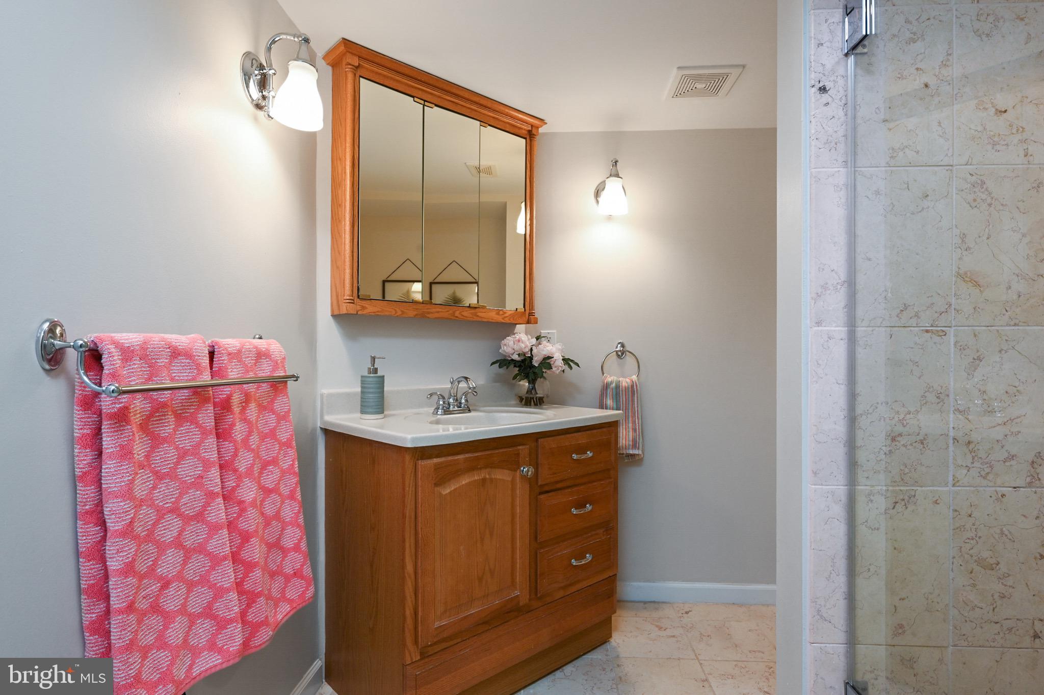 THOMASSON CROSSING - Residential