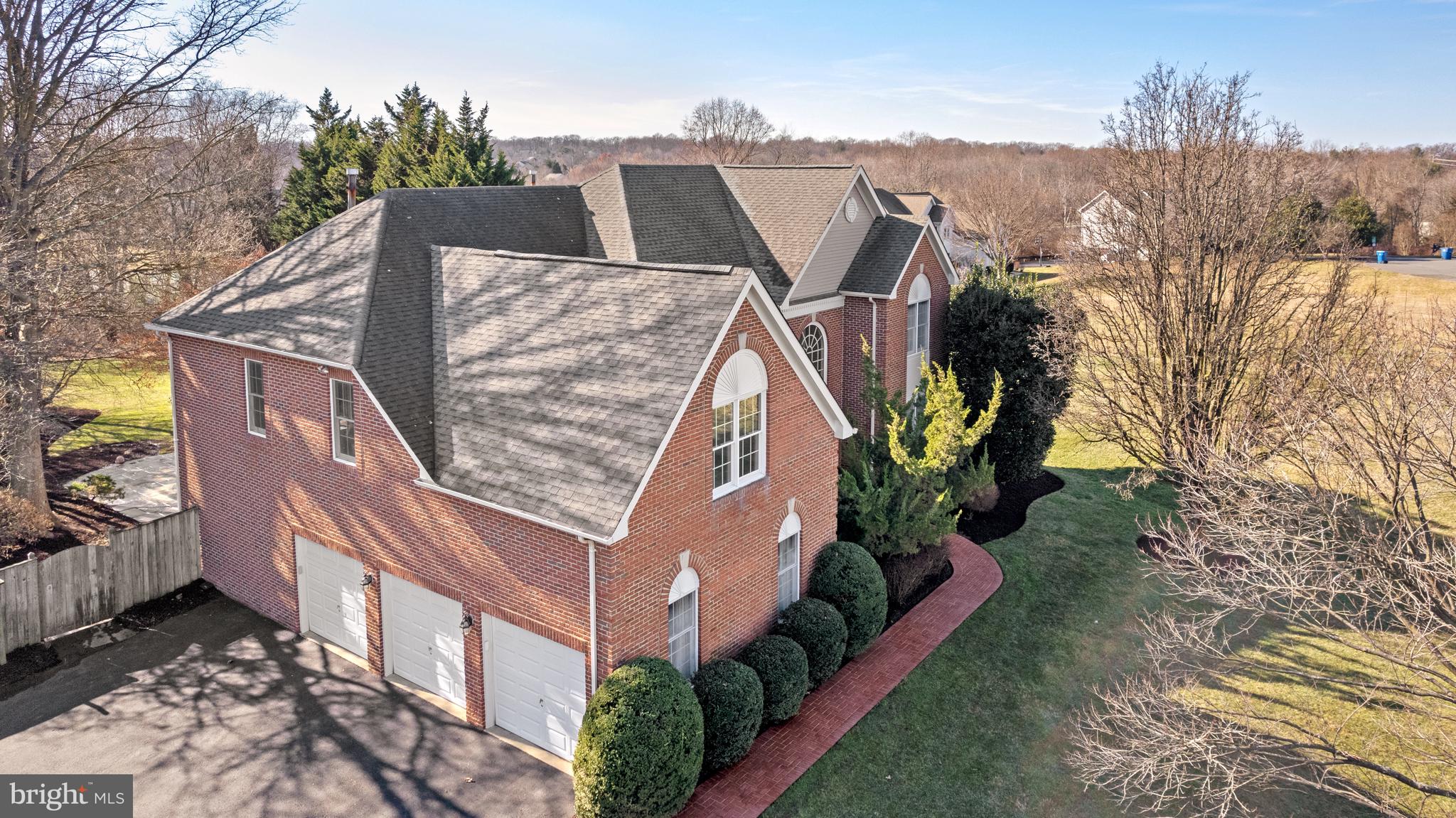 CRIPPENS CORNER - Residential