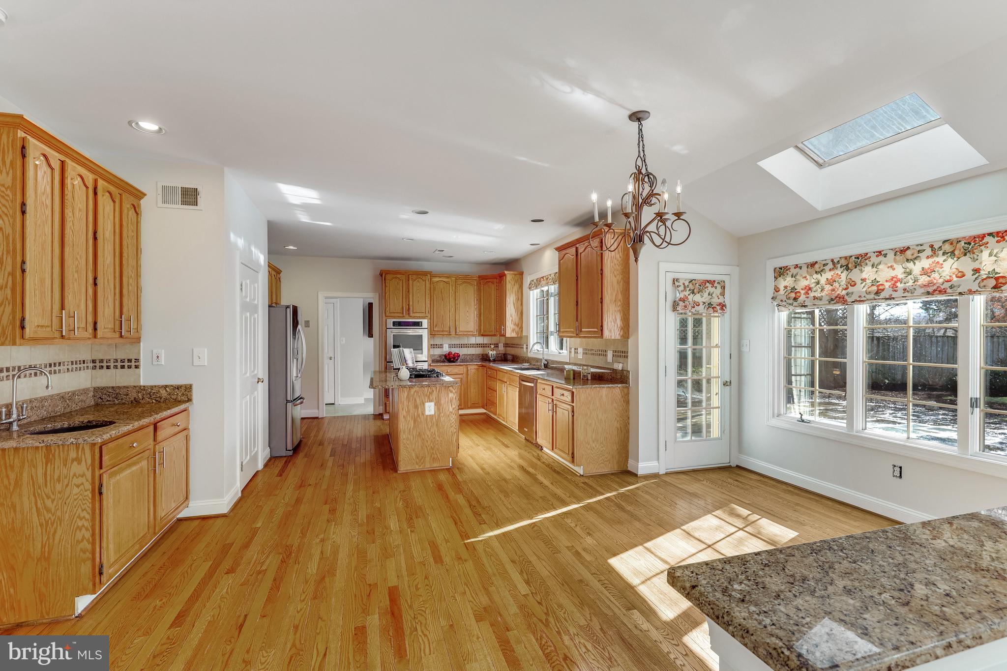 CRIPPENS CORNER - Residential