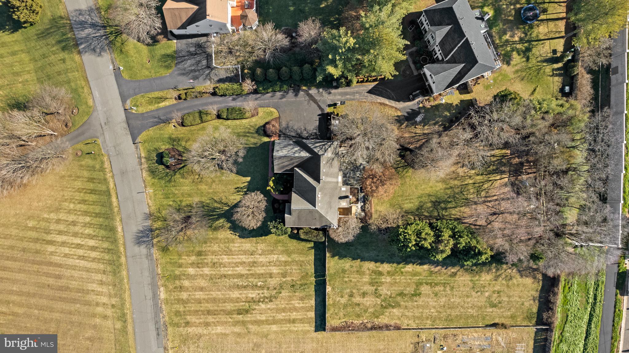 CRIPPENS CORNER - Residential