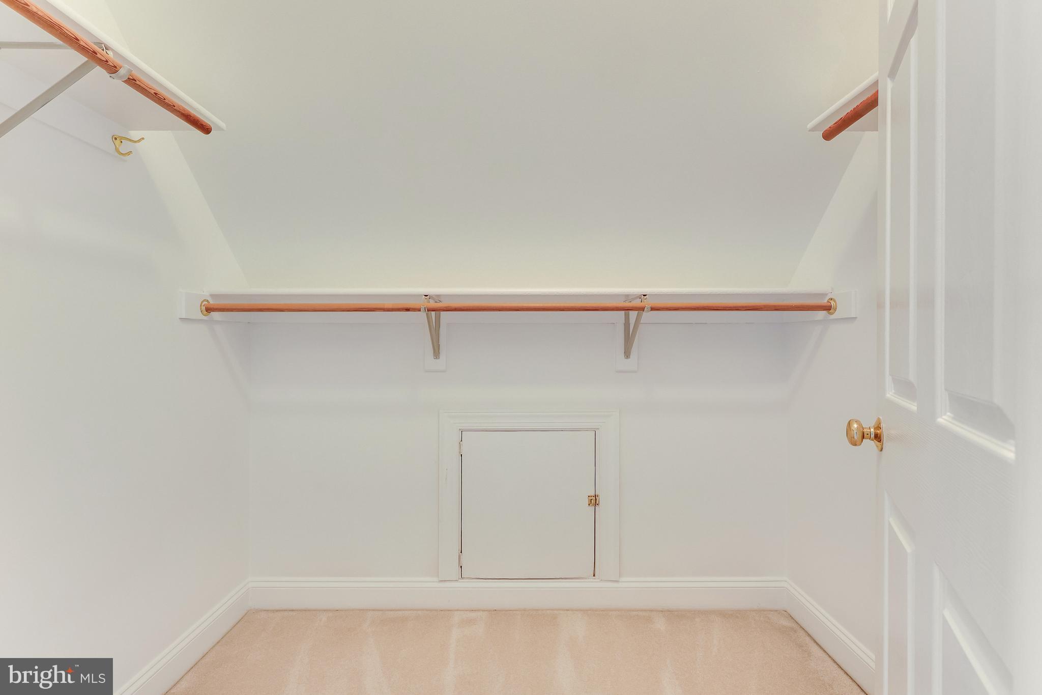 CRIPPENS CORNER - Residential