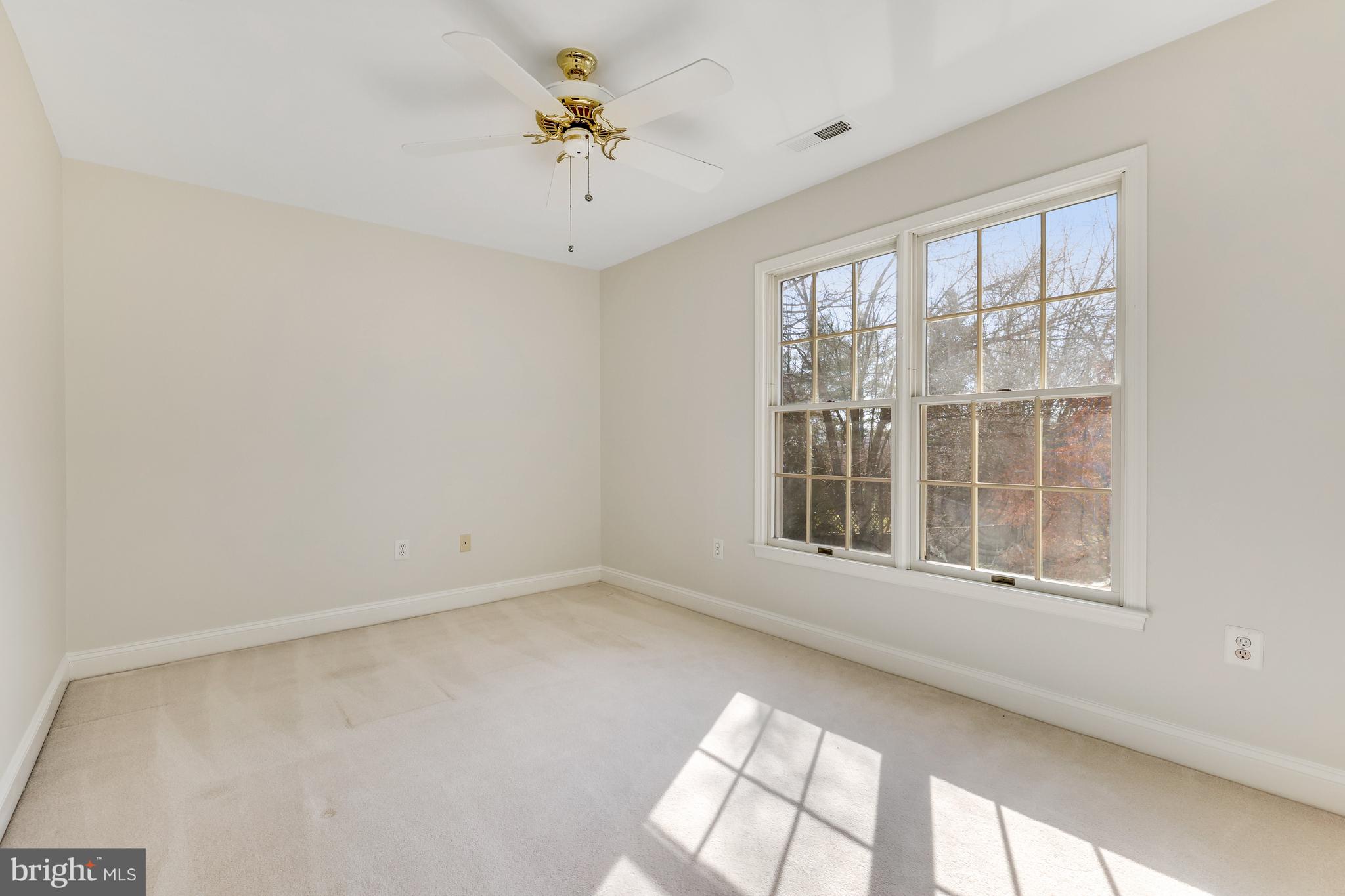 CRIPPENS CORNER - Residential