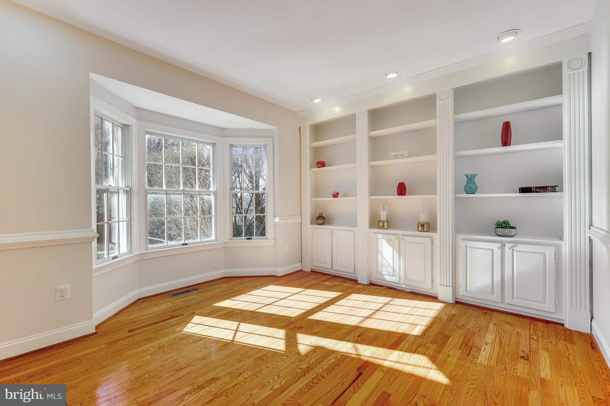 CRIPPENS CORNER - Residential