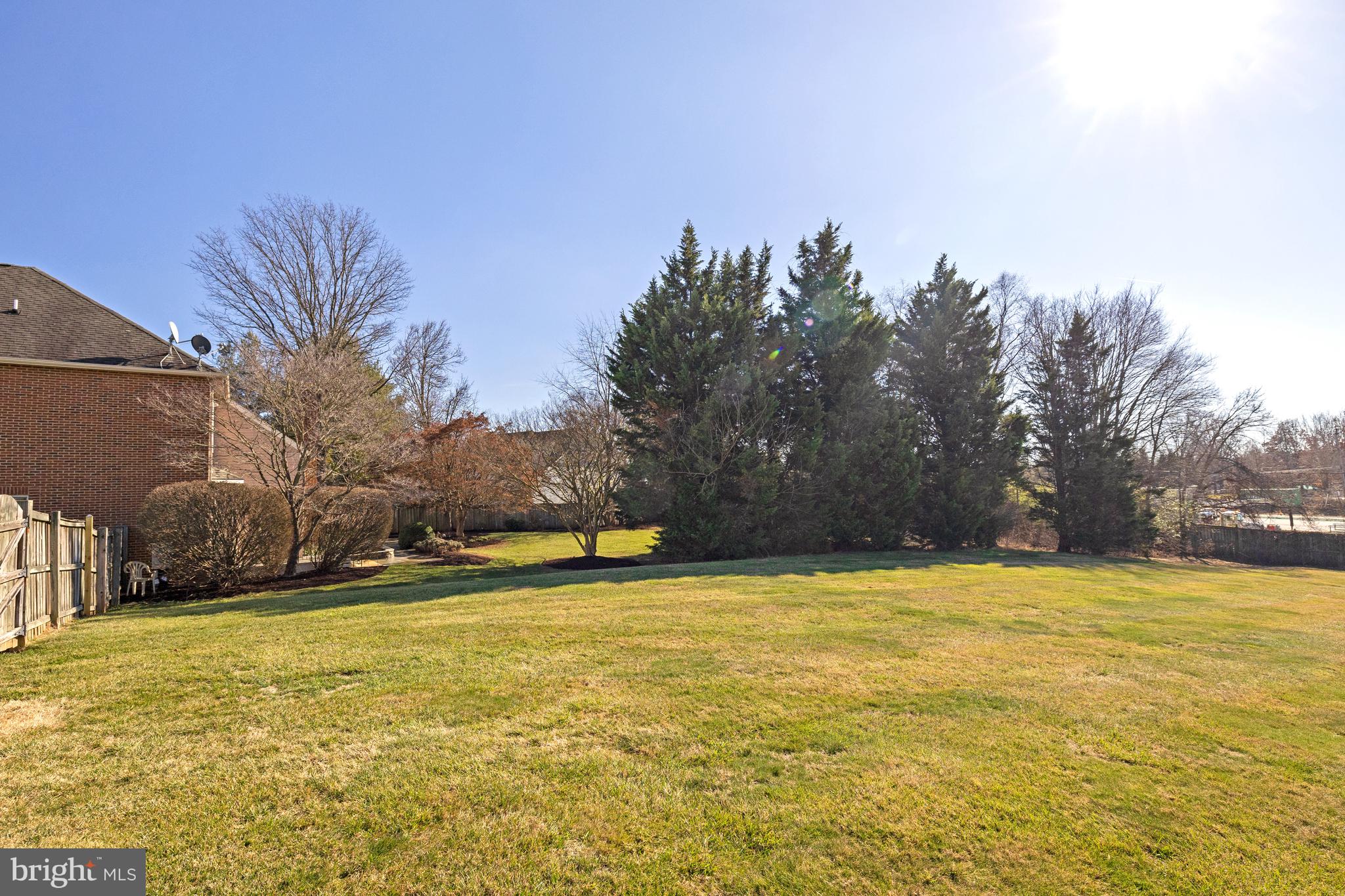 CRIPPENS CORNER - Residential