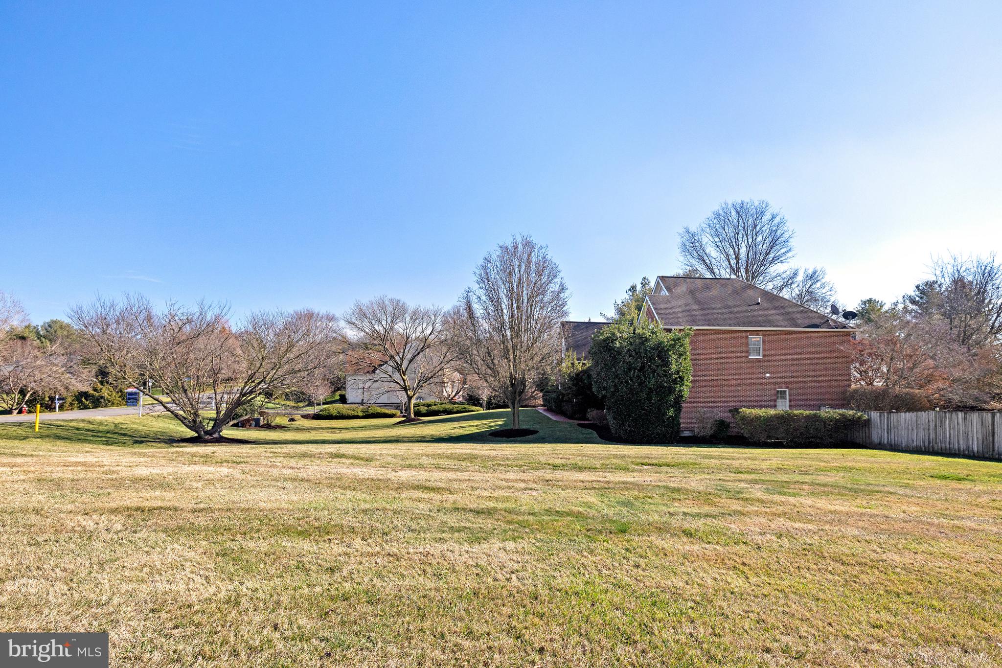 CRIPPENS CORNER - Residential