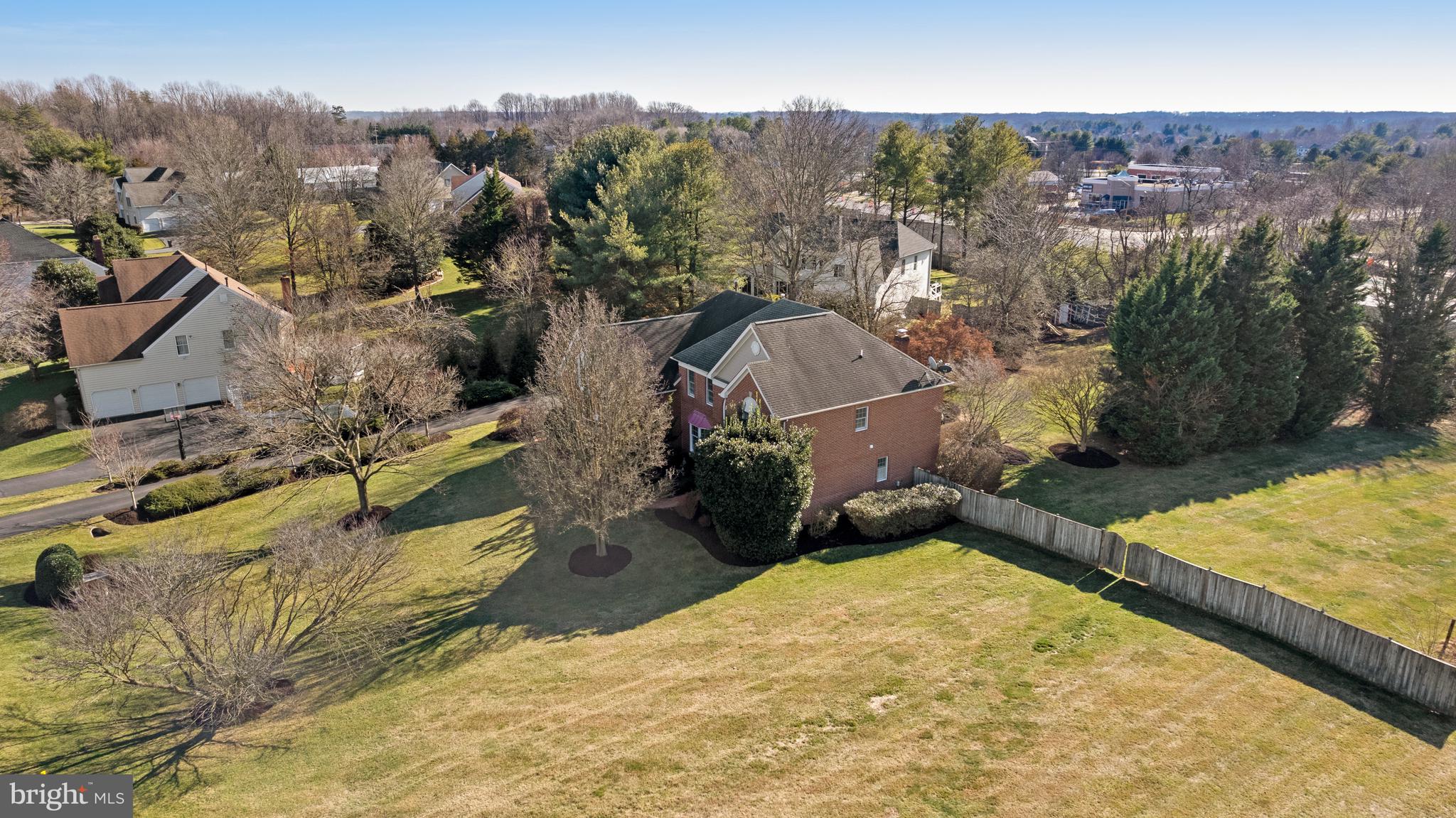 CRIPPENS CORNER - Residential