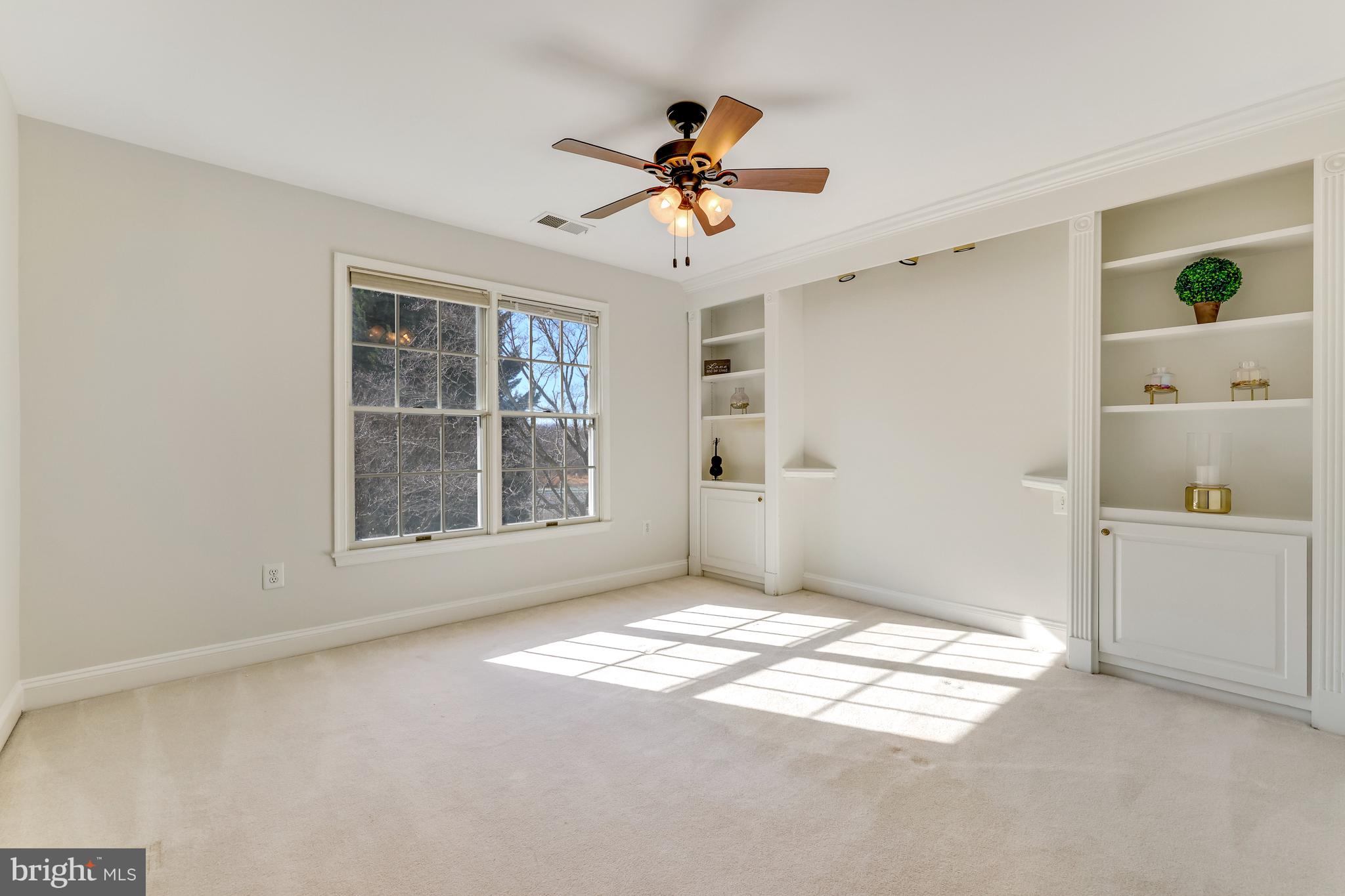 CRIPPENS CORNER - Residential