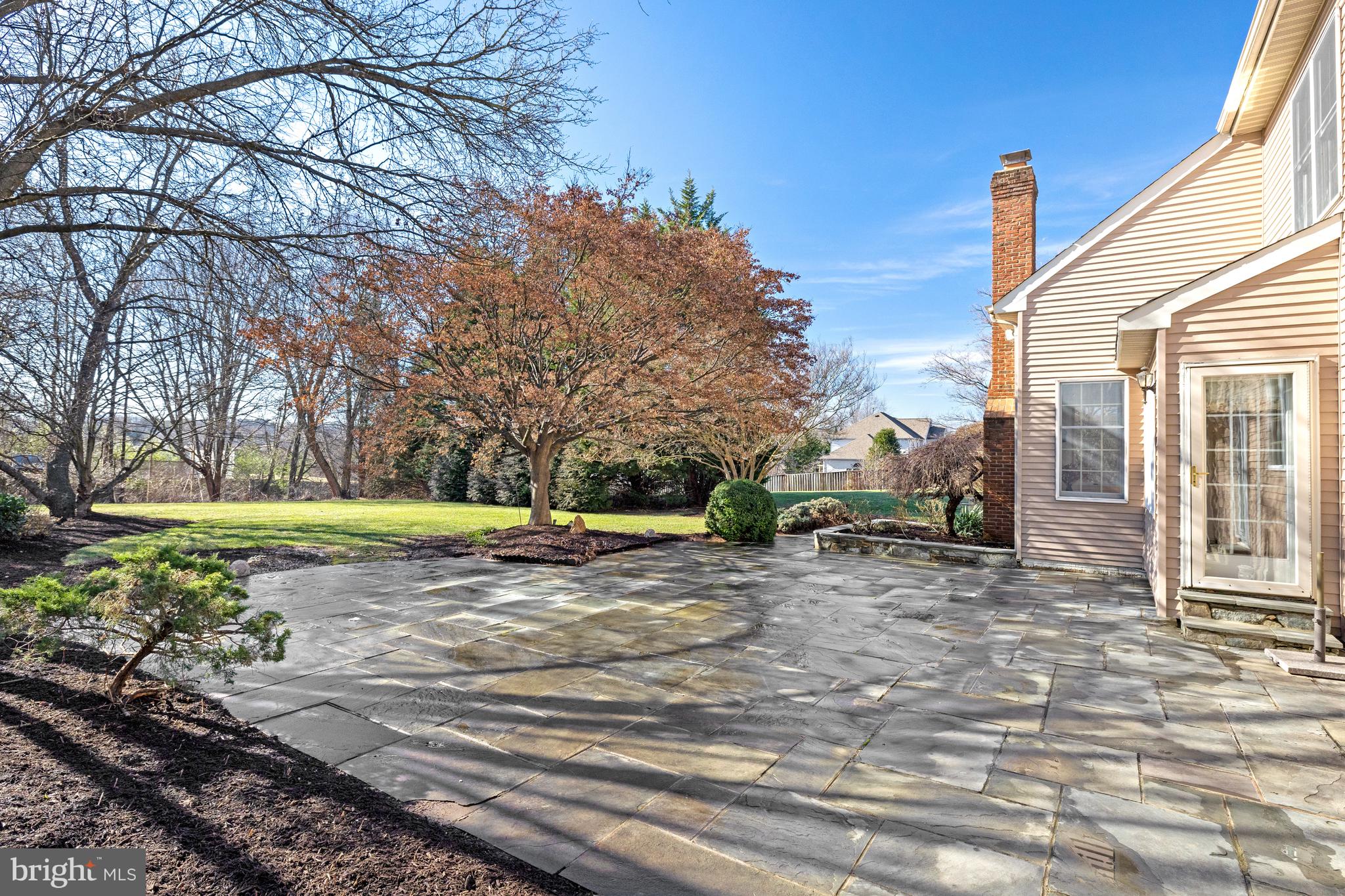 CRIPPENS CORNER - Residential