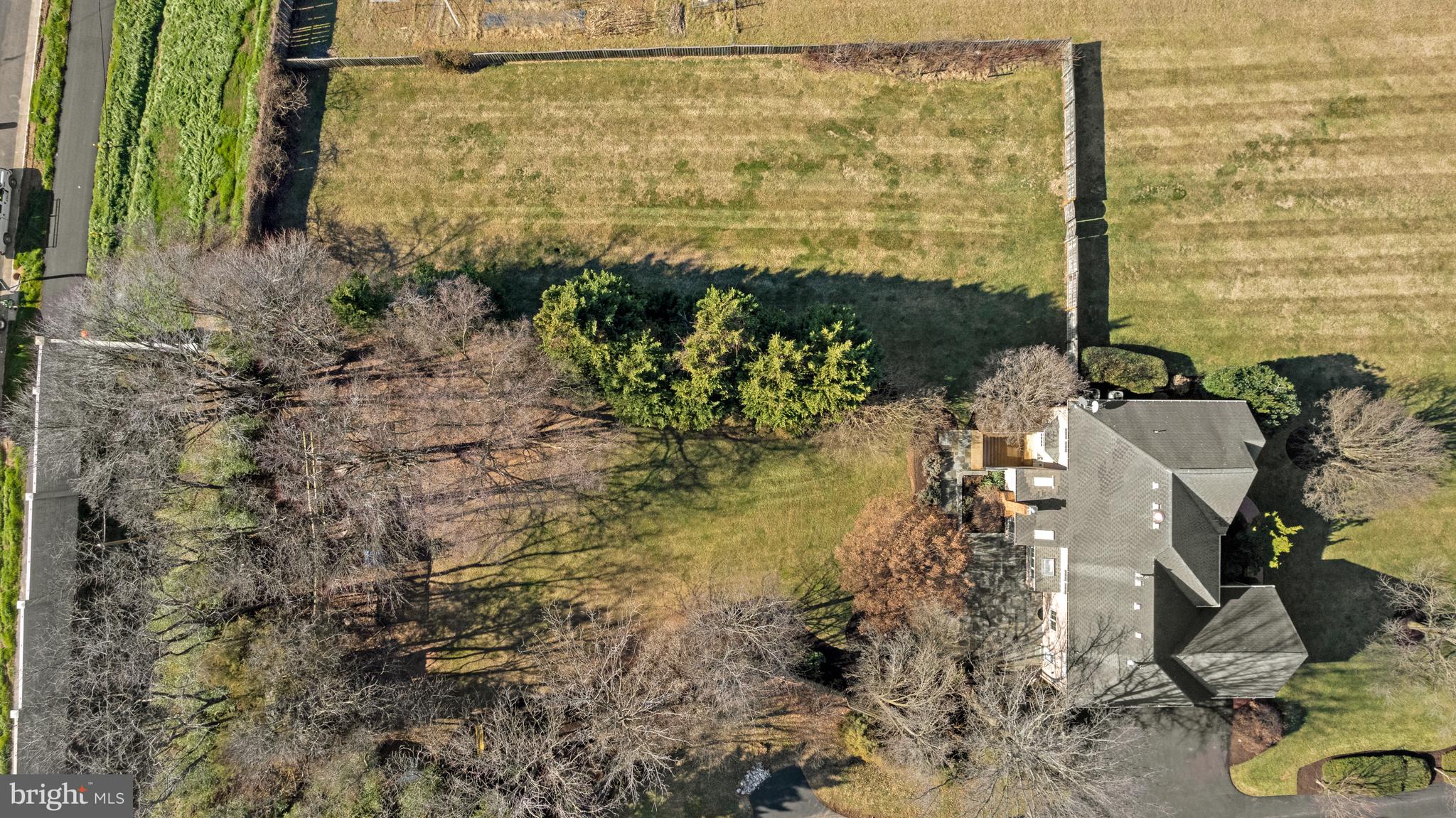 CRIPPENS CORNER - Residential