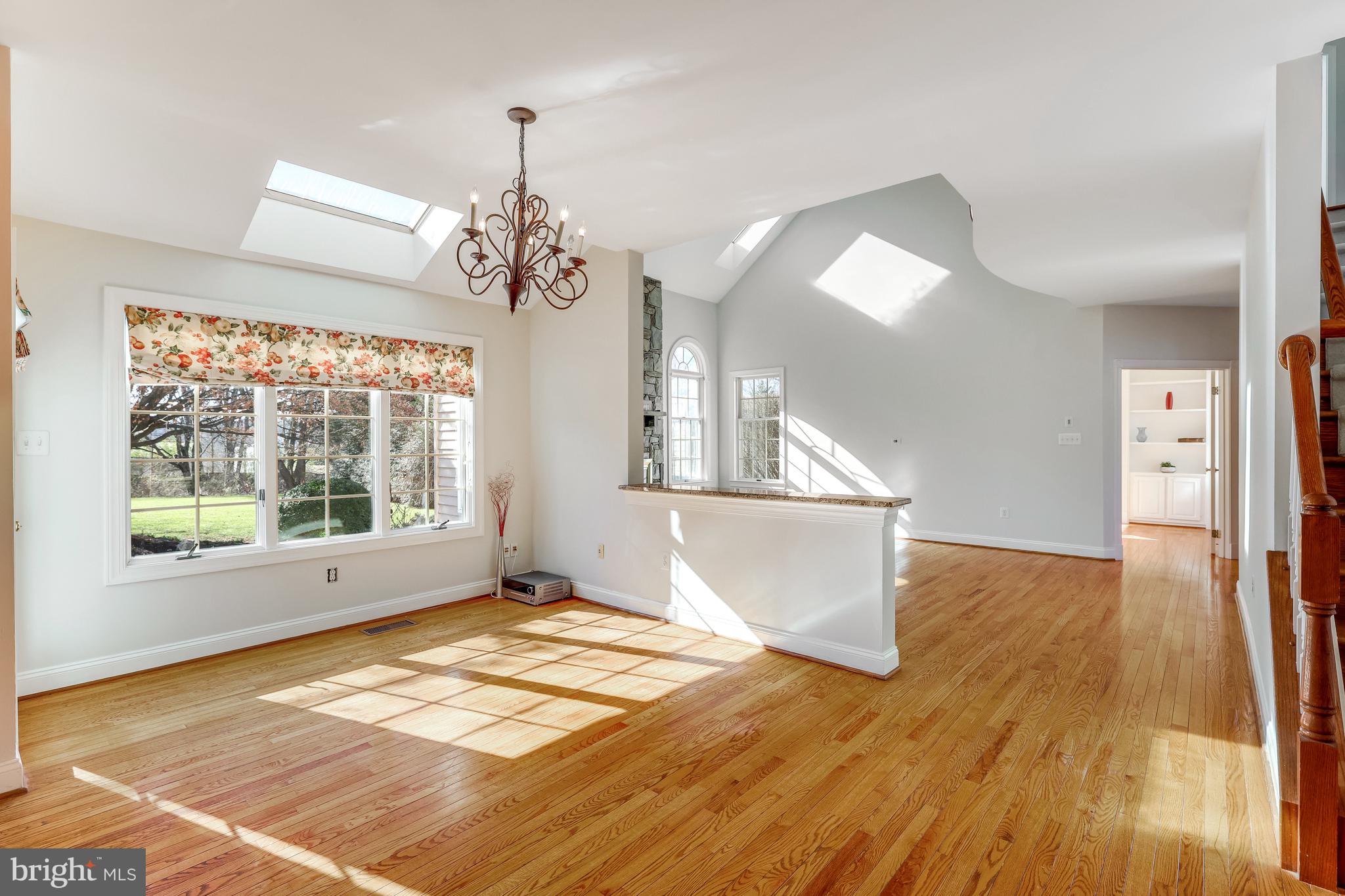 CRIPPENS CORNER - Residential