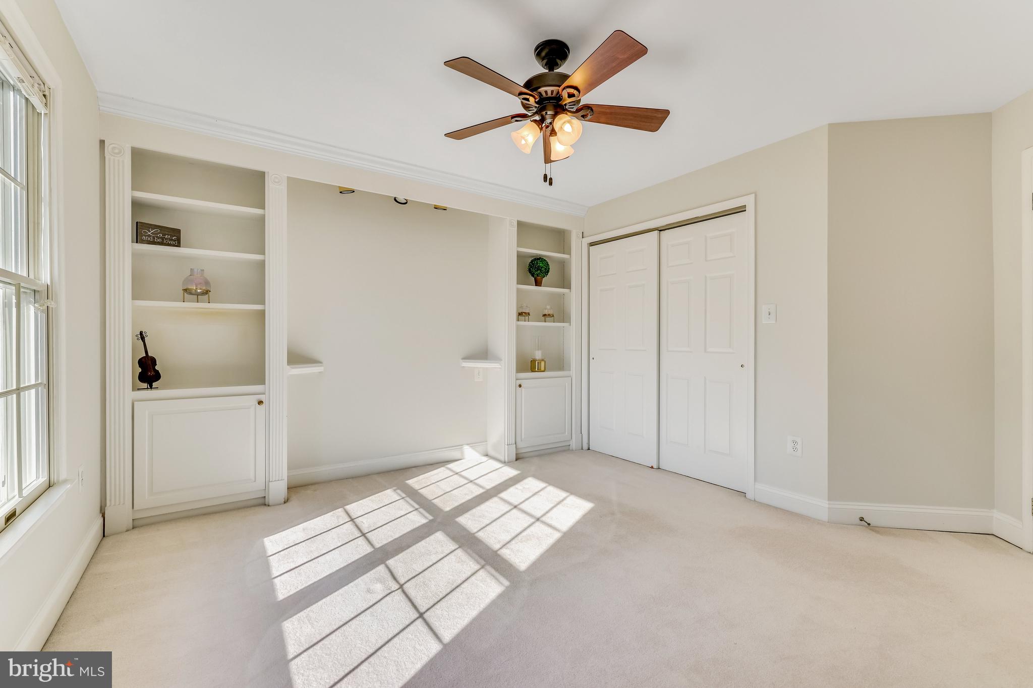 CRIPPENS CORNER - Residential