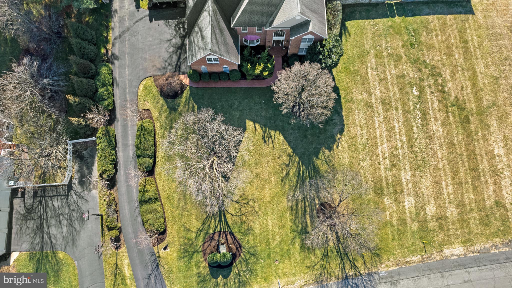 CRIPPENS CORNER - Residential