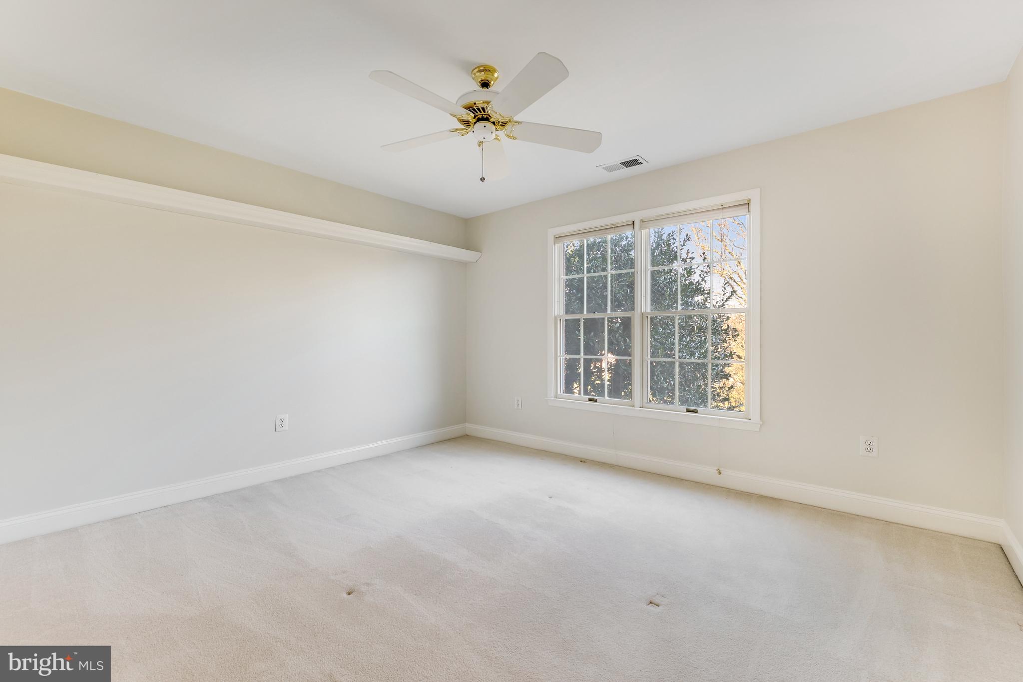 CRIPPENS CORNER - Residential