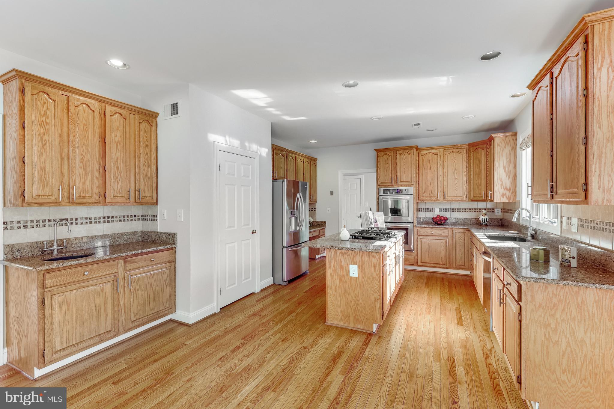 CRIPPENS CORNER - Residential